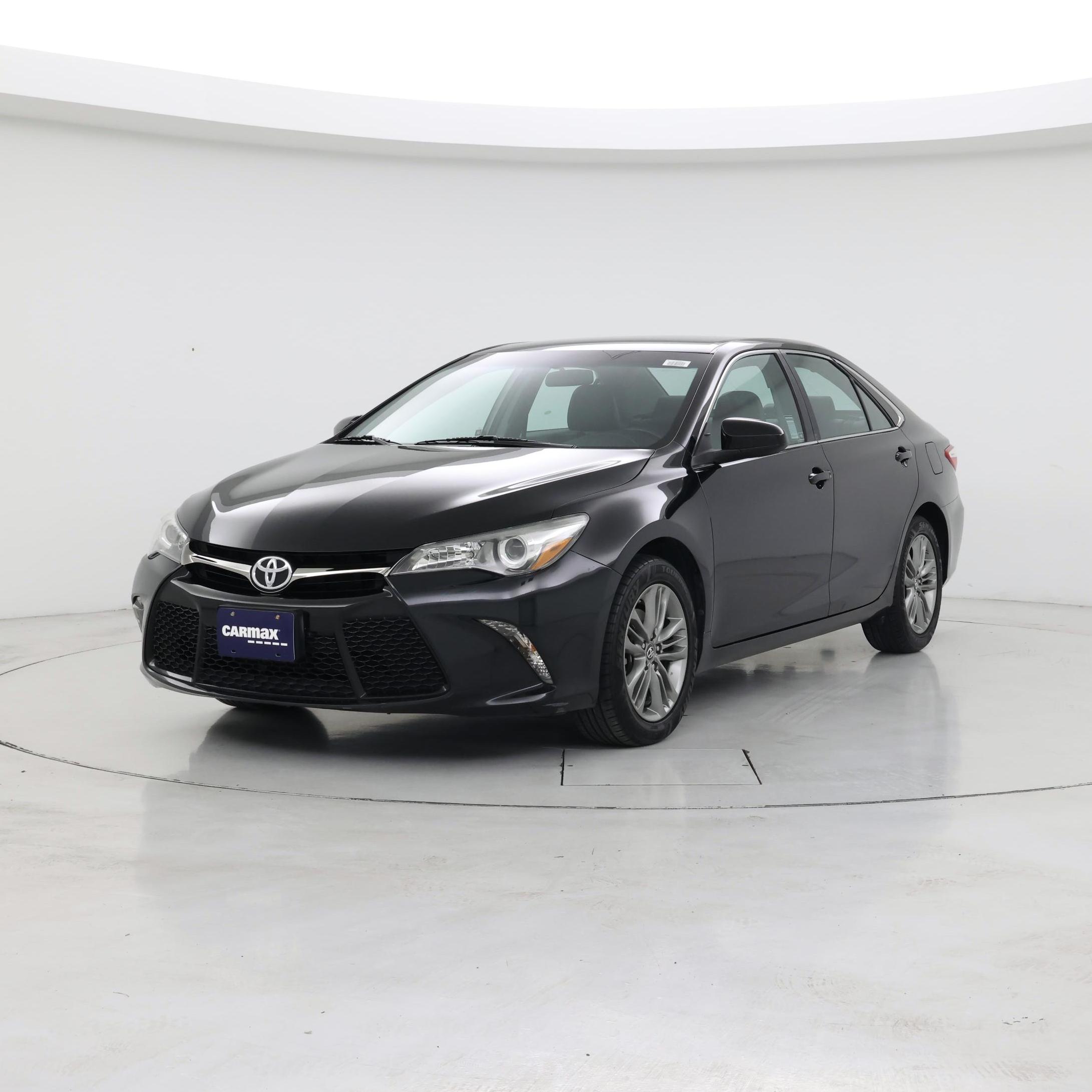Thumbnail: 2016 Toyota Camry - 4