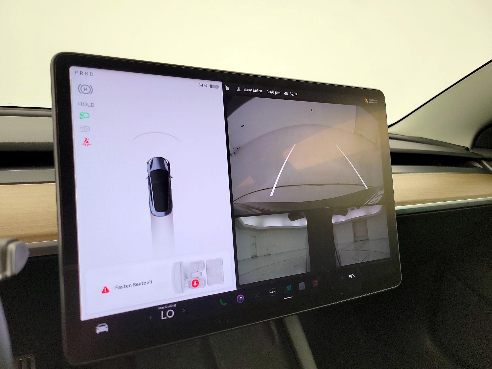 Thumbnail: 2022 Tesla Model 3 - 14