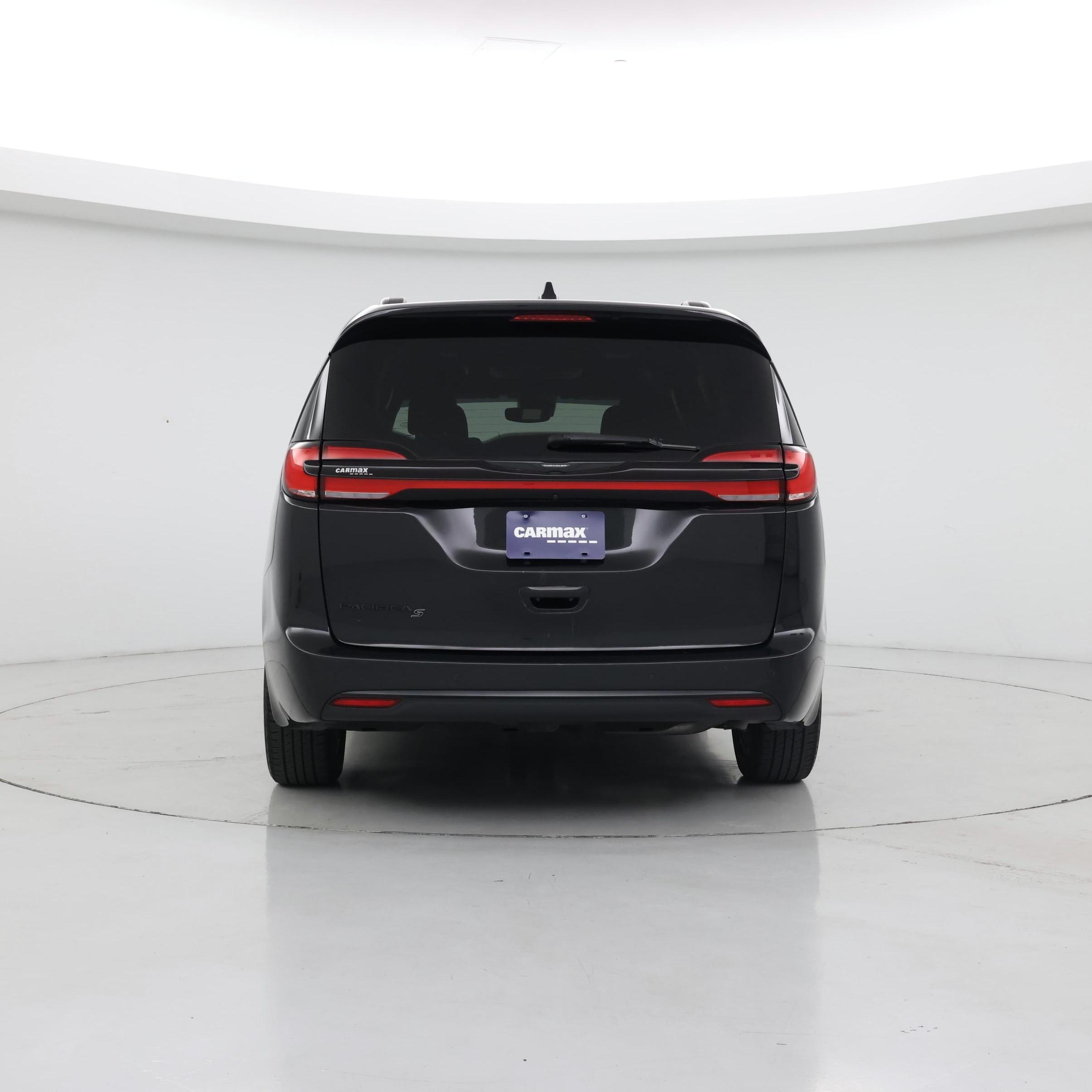 Thumbnail: 2021 Chrysler Pacifica - 6