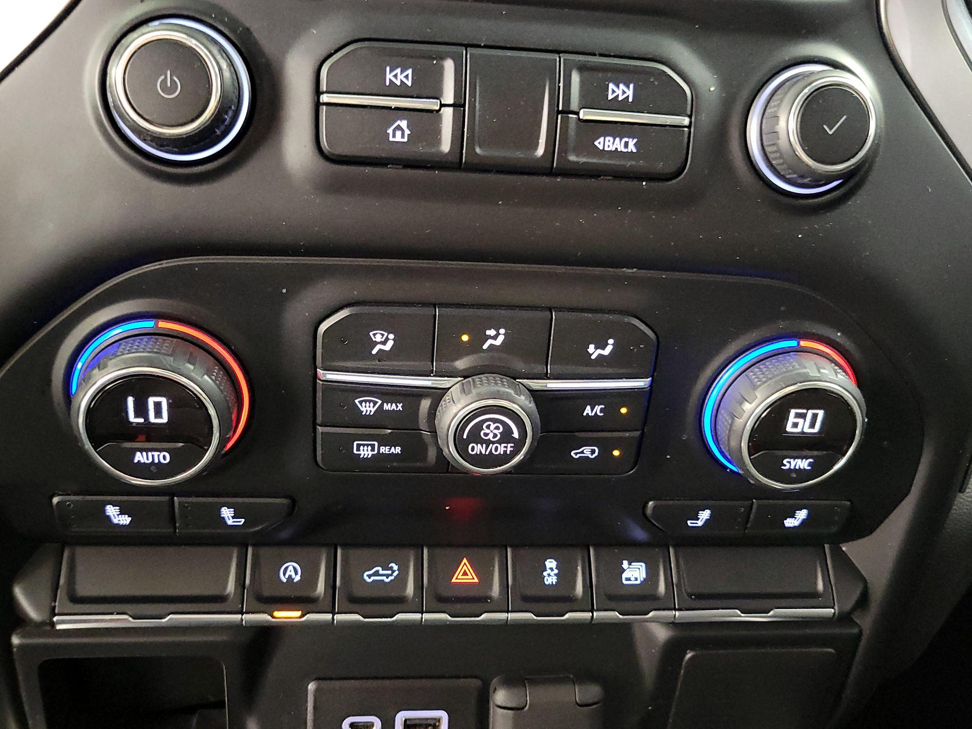 Thumbnail: 2019 Chevrolet Silverado 1500 - 16