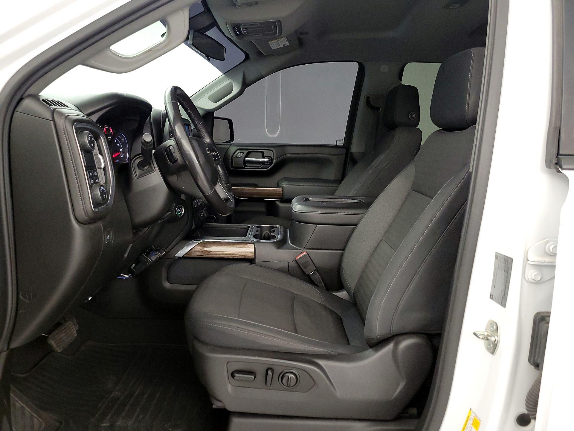 Thumbnail: 2019 Chevrolet Silverado 1500 - 19