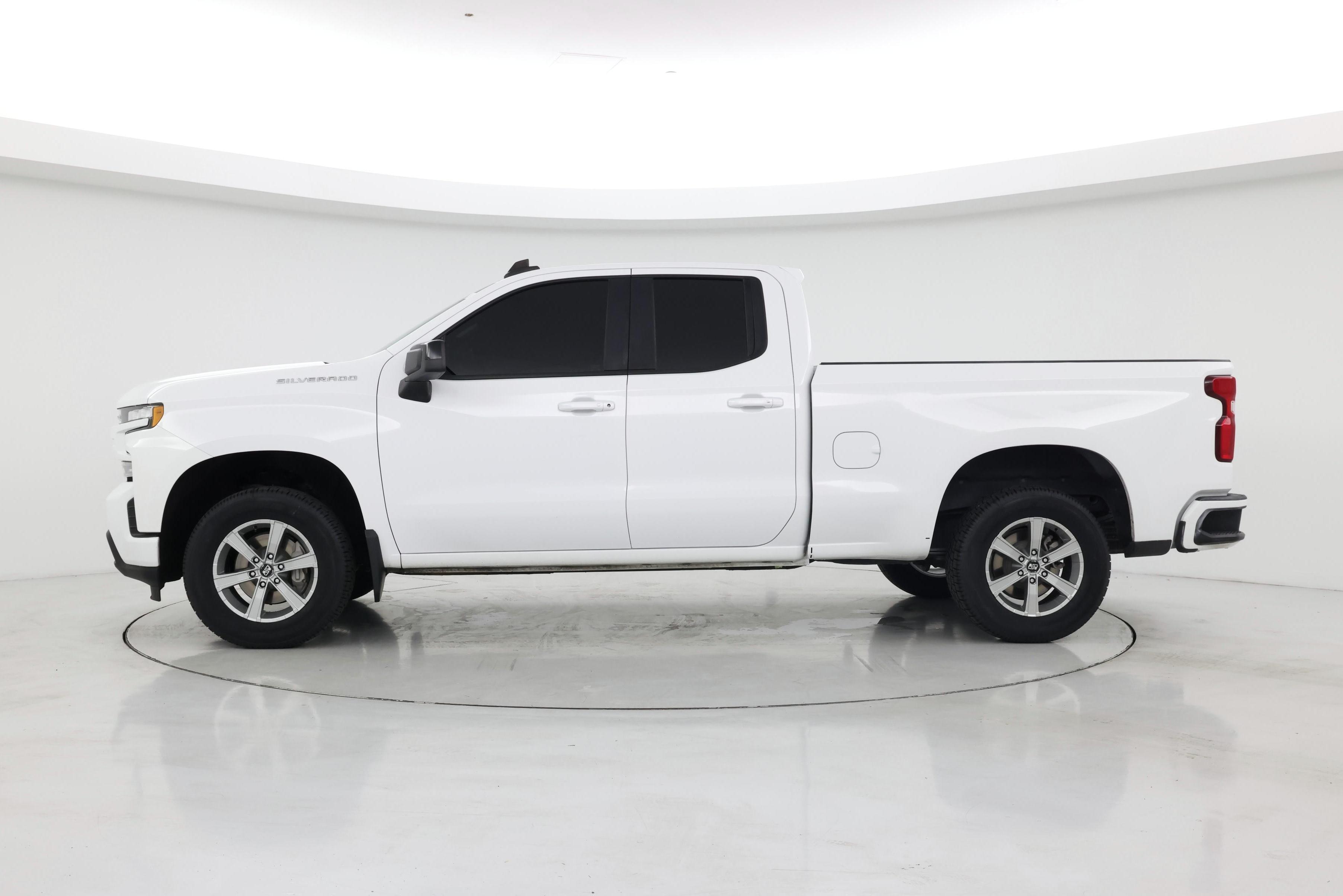 Thumbnail: 2019 Chevrolet Silverado 1500 - 3