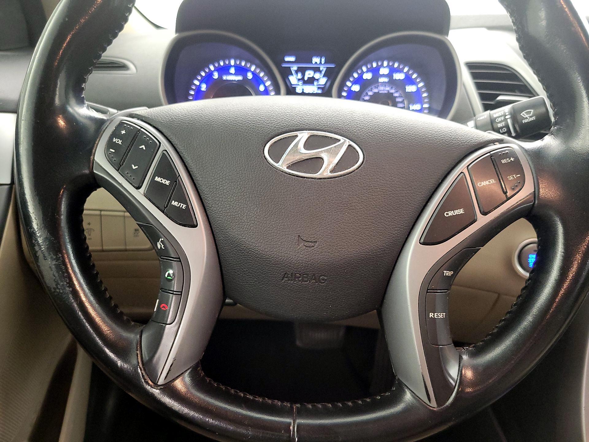 Thumbnail: 2016 Hyundai Elantra - 10