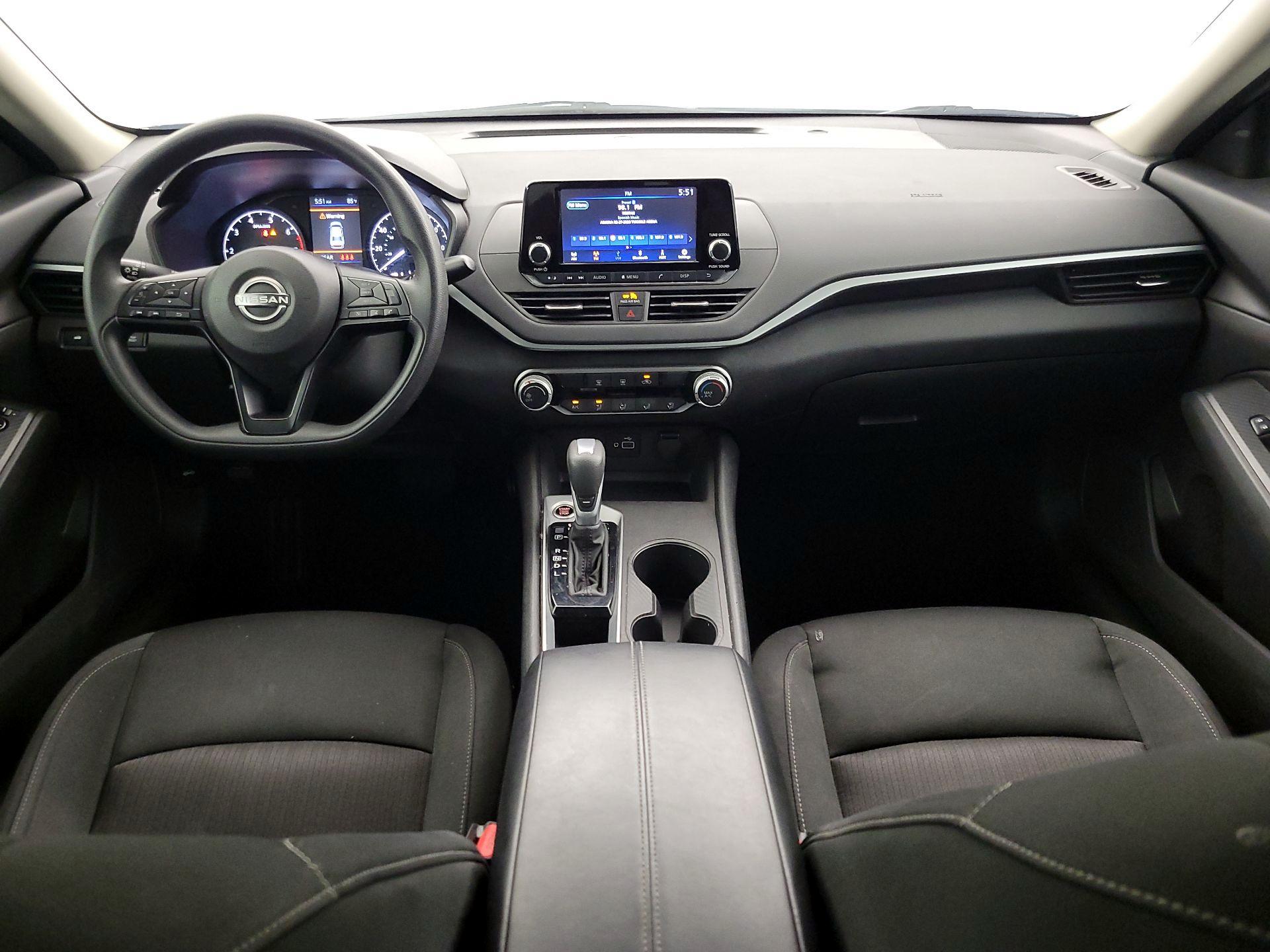 Thumbnail: 2023 Nissan Altima - 9