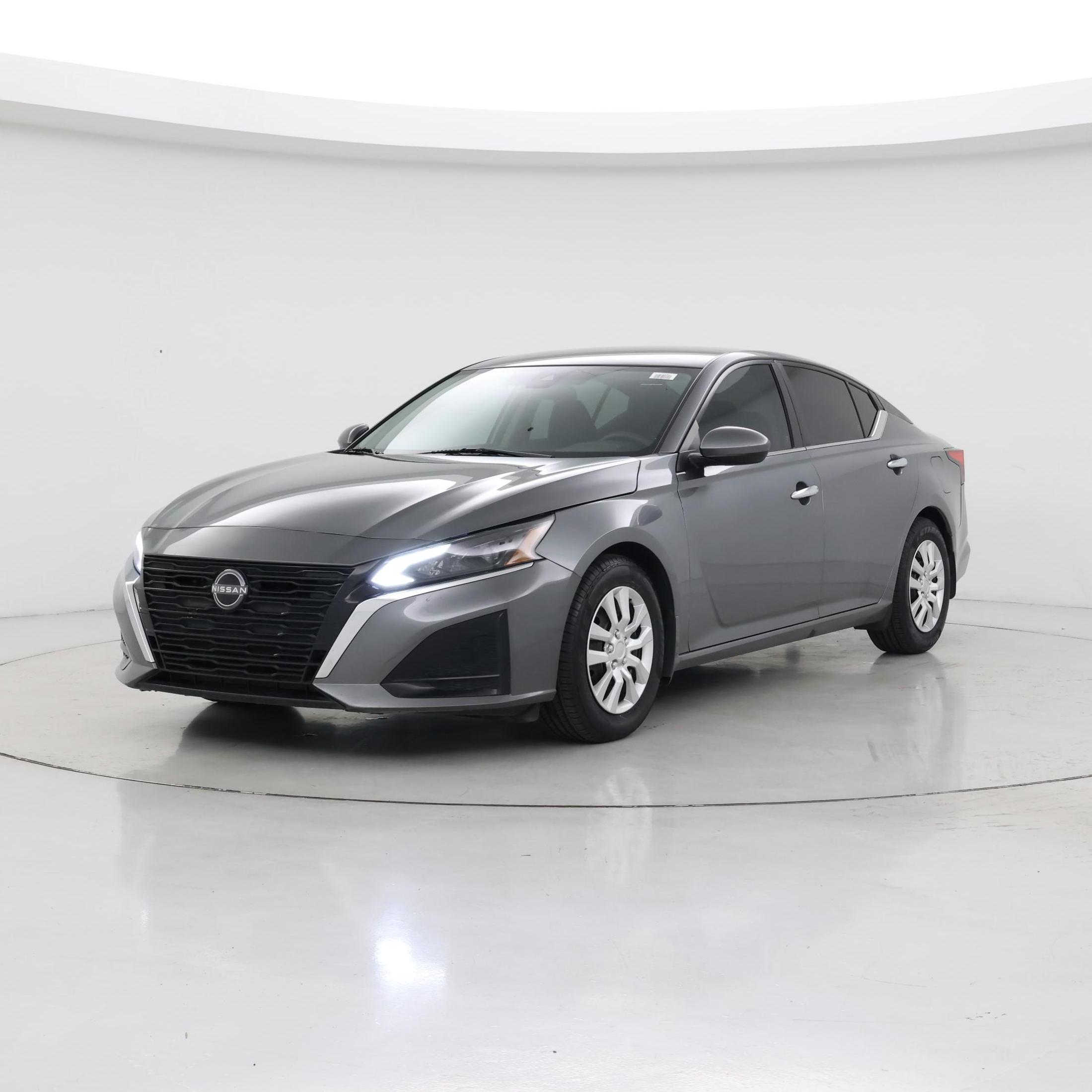 Thumbnail: 2023 Nissan Altima - 4