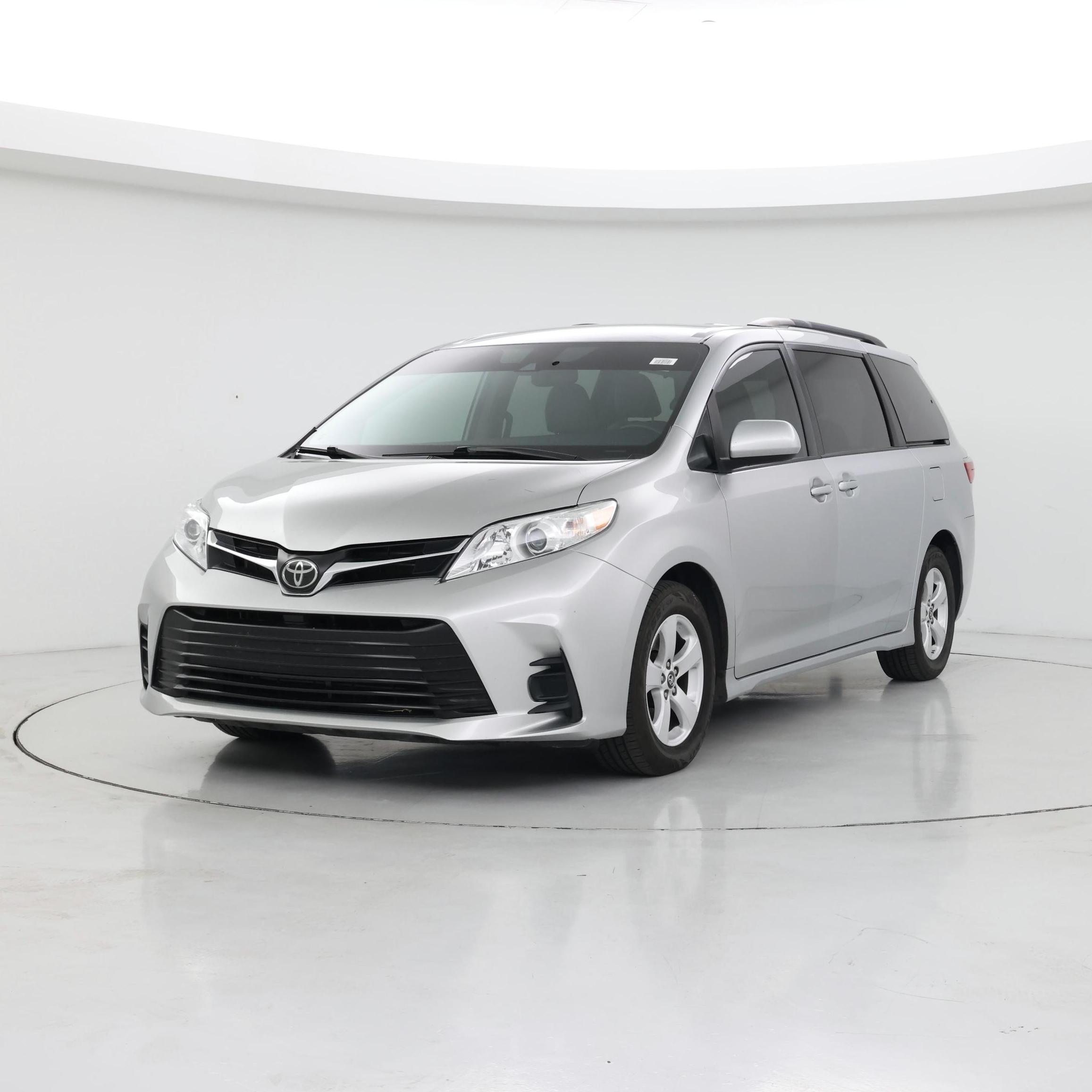 Thumbnail: 2020 Toyota Sienna - 4