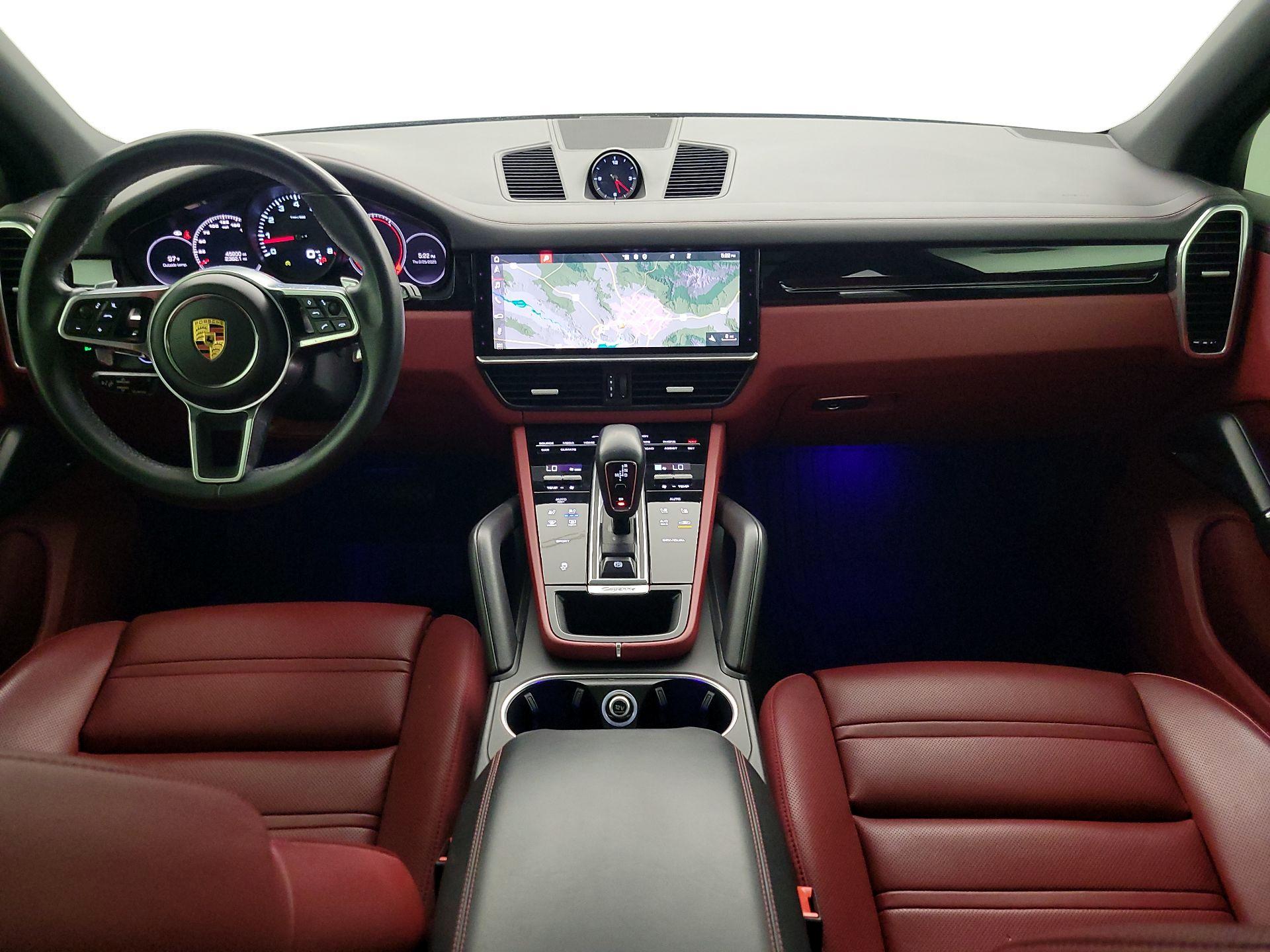 Thumbnail: 2021 Porsche Cayenne - 9