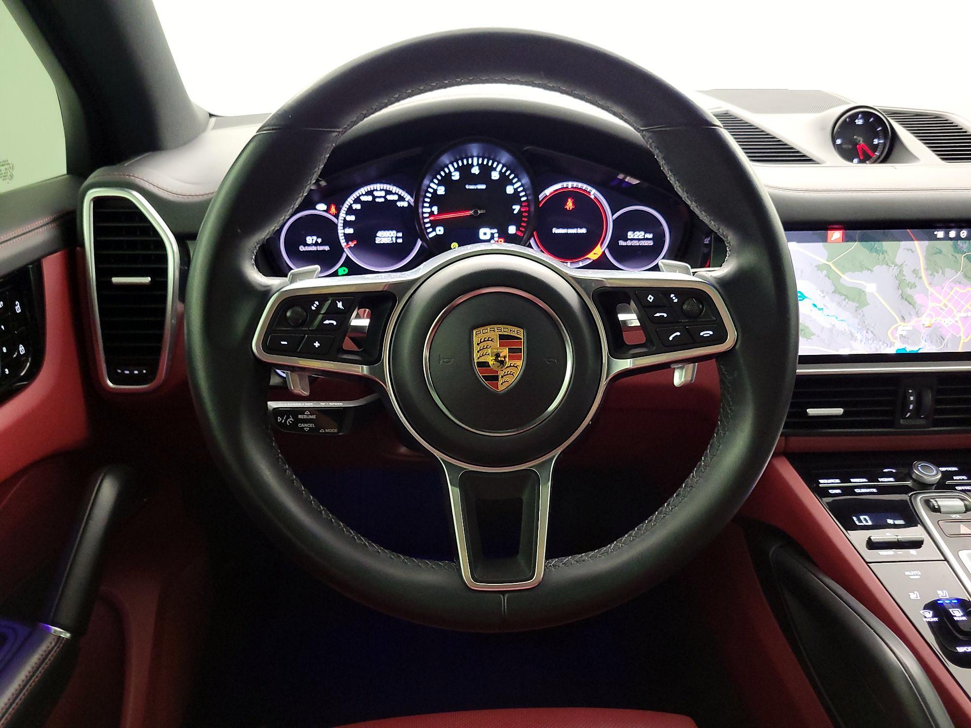 Thumbnail: 2021 Porsche Cayenne - 10