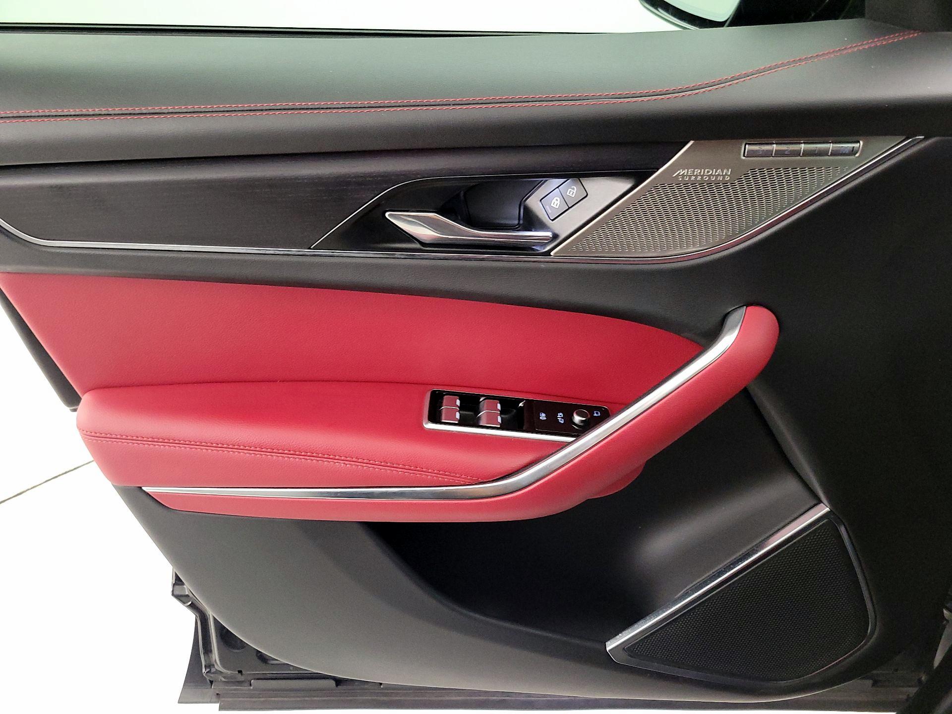 Thumbnail: 2021 Jaguar F-Pace - 12