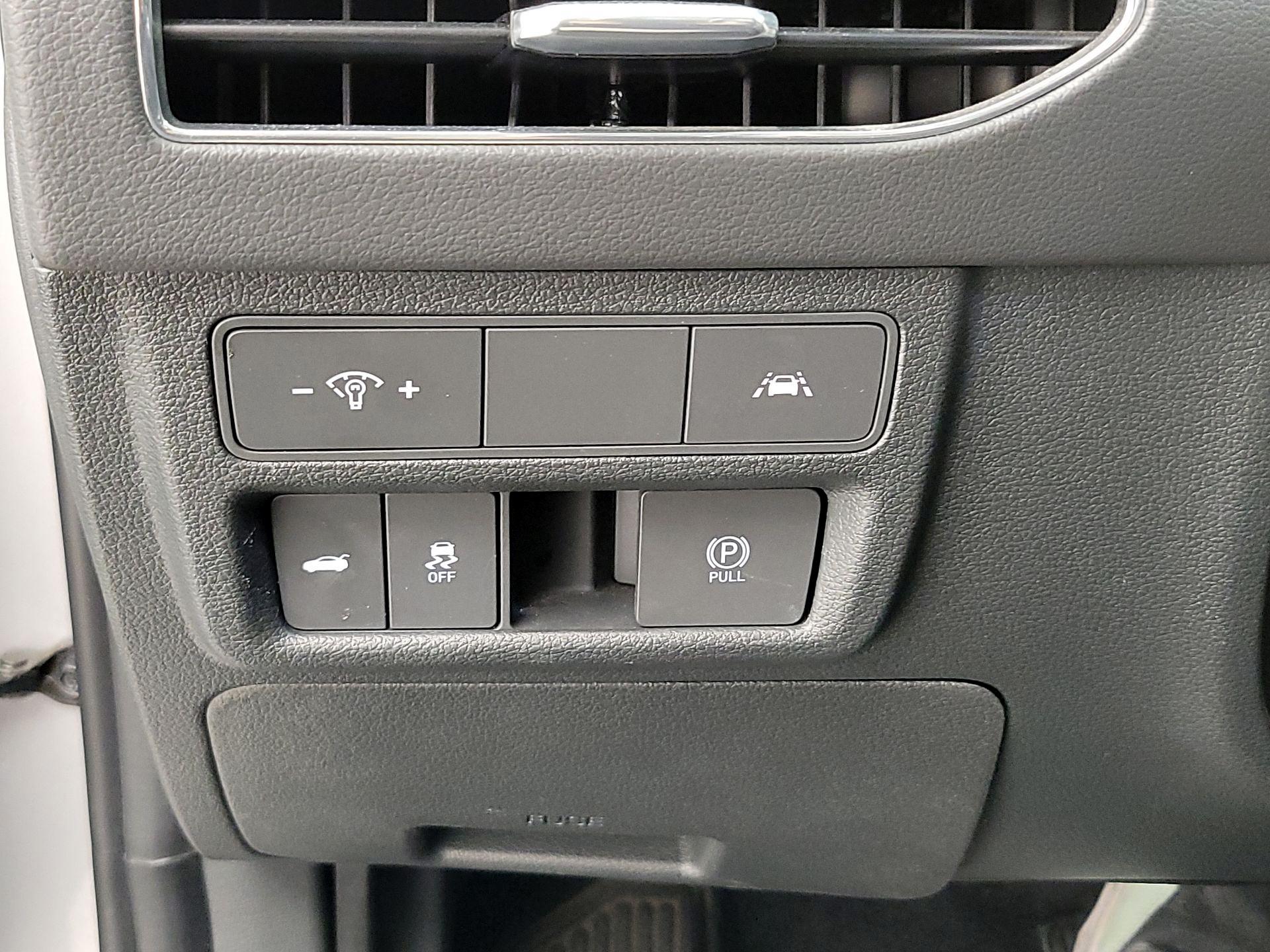 Thumbnail: 2023 Hyundai Sonata - 13