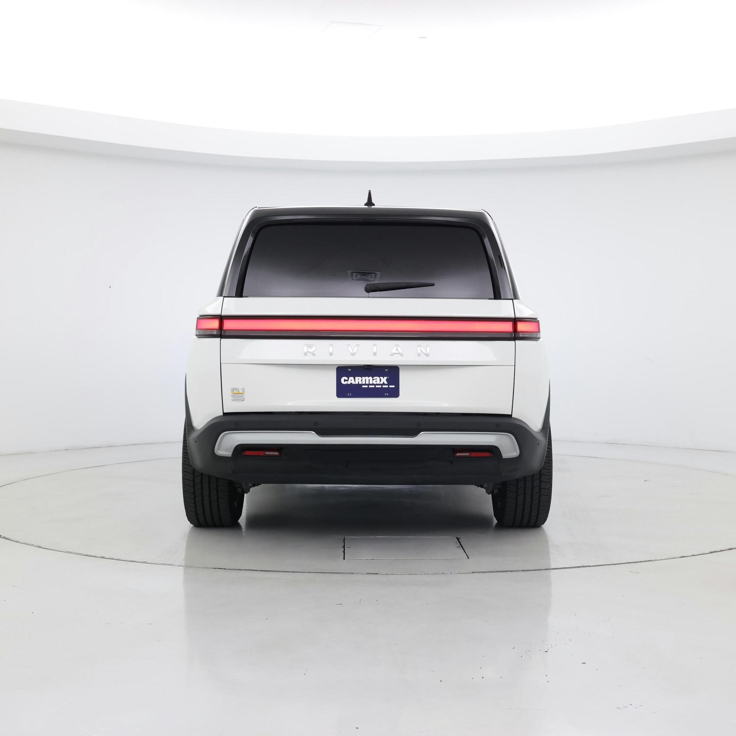 Thumbnail: 2024 Rivian R1S - 6