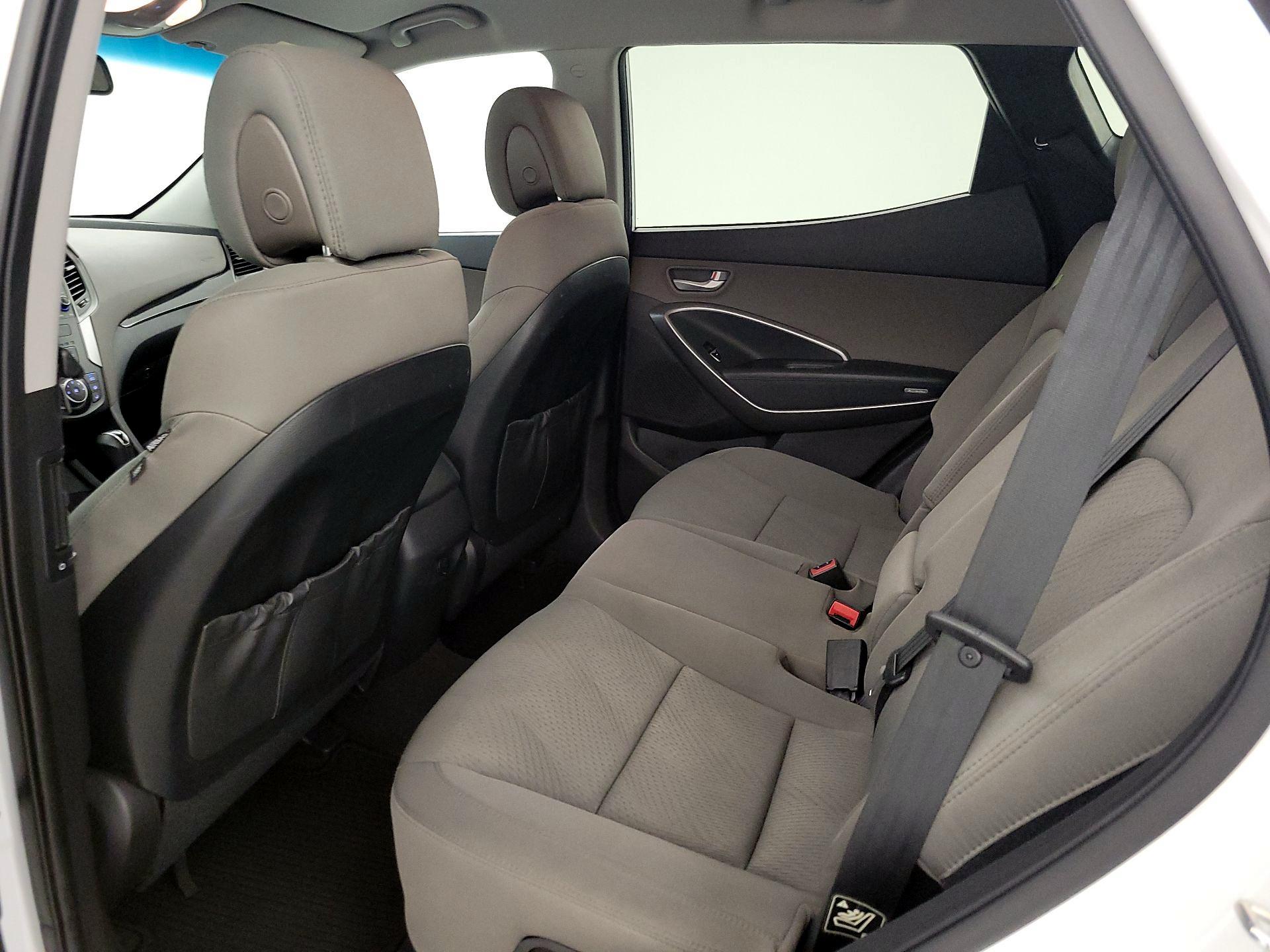 Thumbnail: 2014 Hyundai Santa Fe - 19