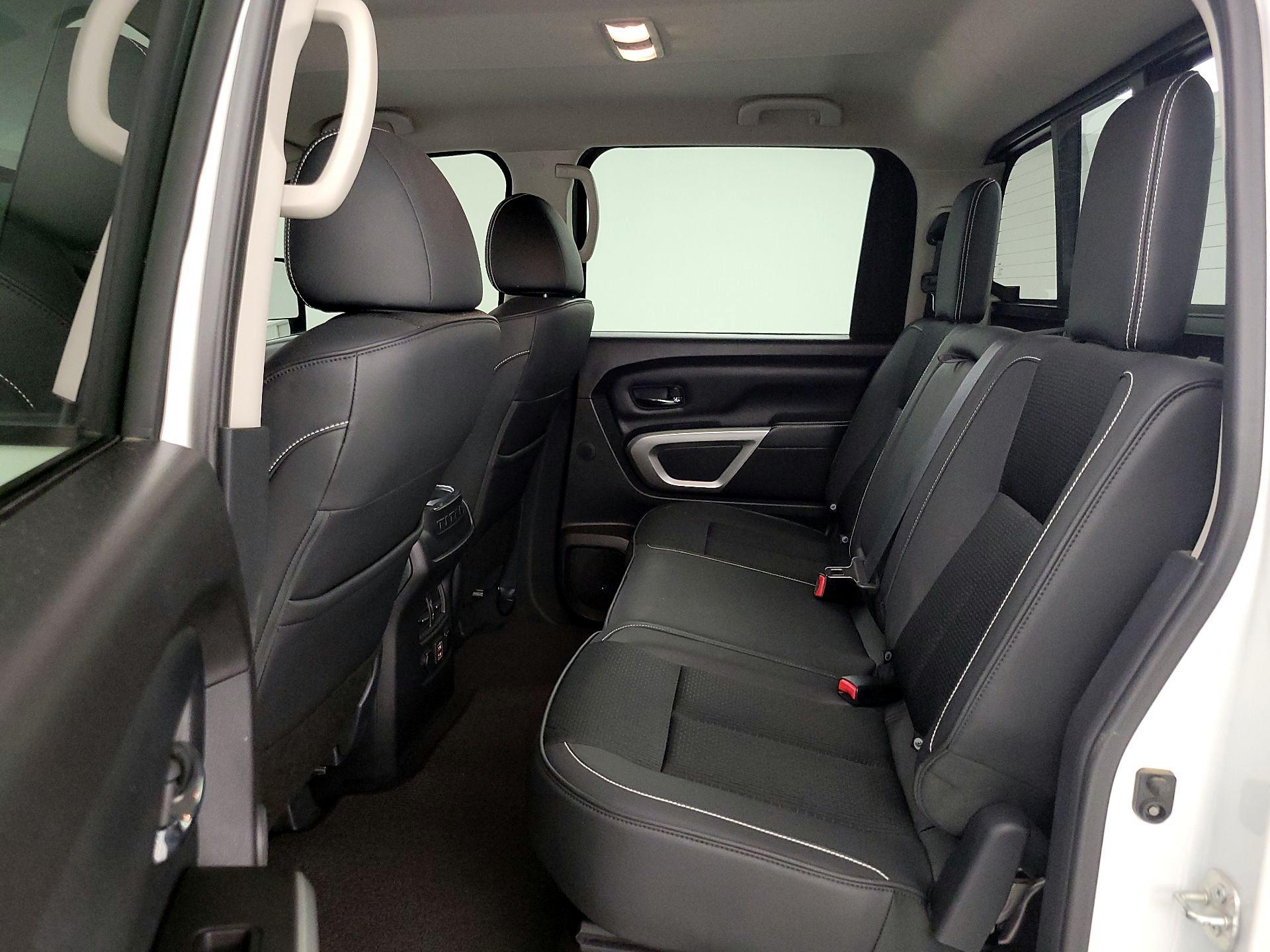 Thumbnail: 2019 Nissan Titan - 20