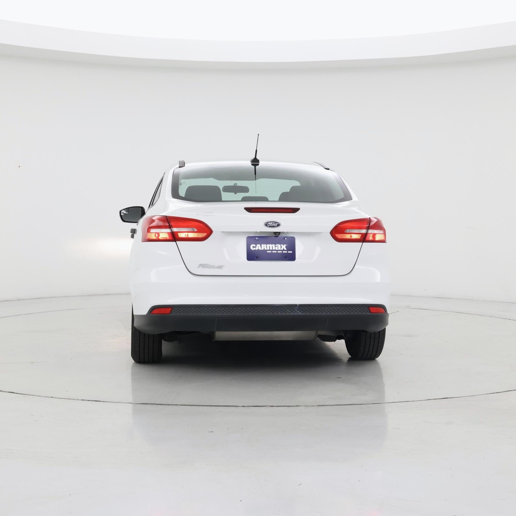 Thumbnail: 2018 Ford Focus - 6