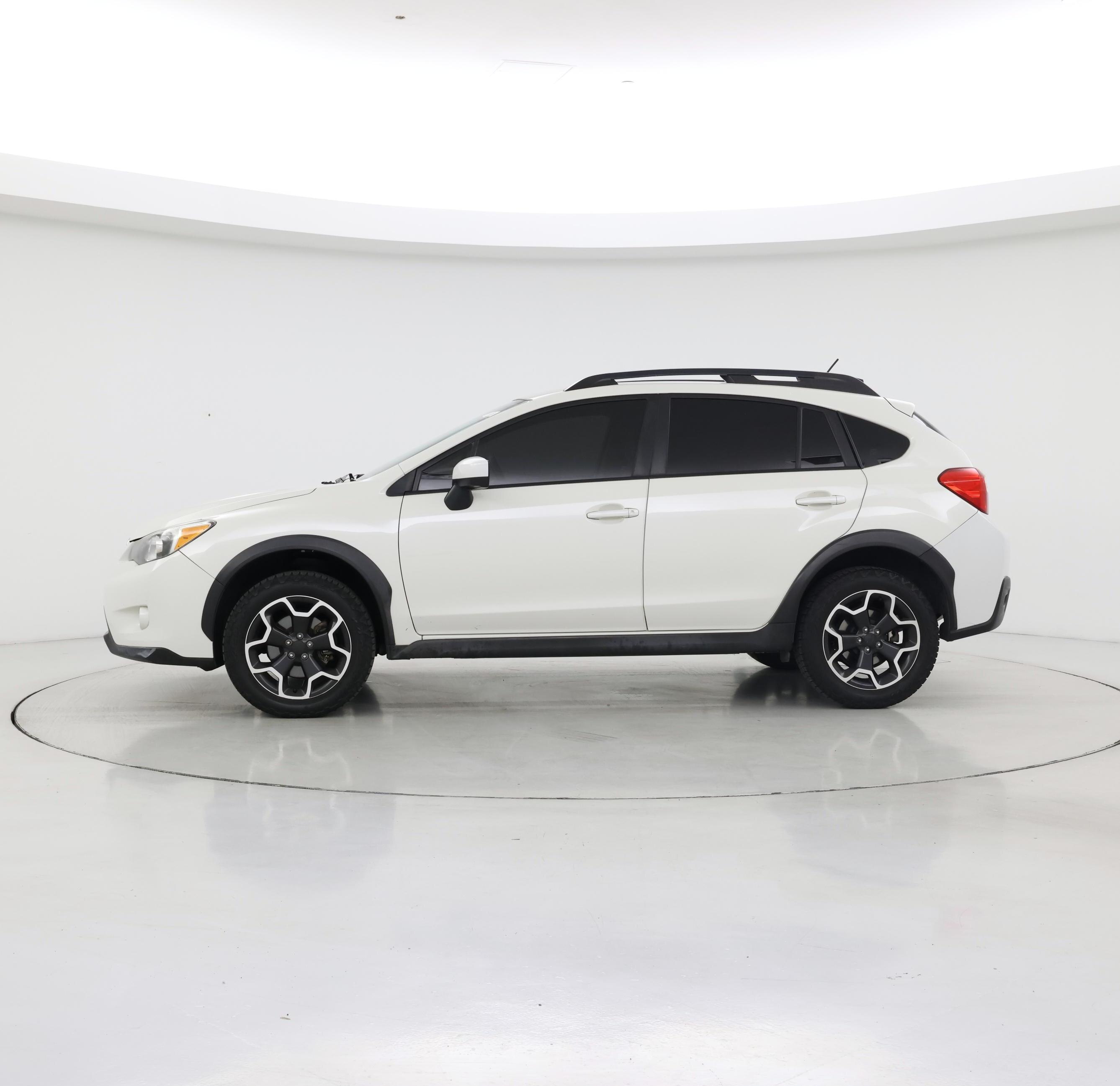 Thumbnail: 2015 Subaru XV Crosstrek - 3