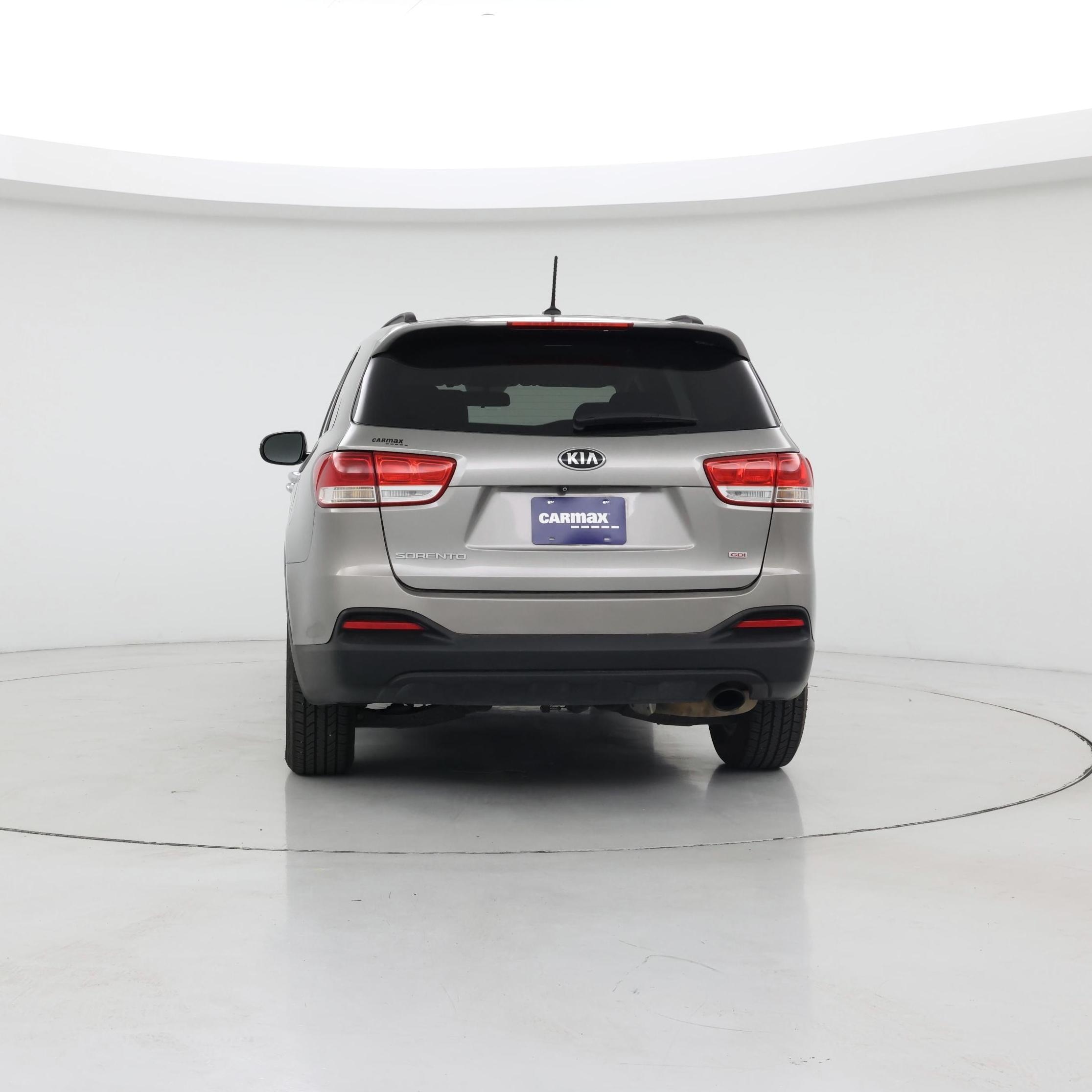 Thumbnail: 2017 Kia Sorento - 6