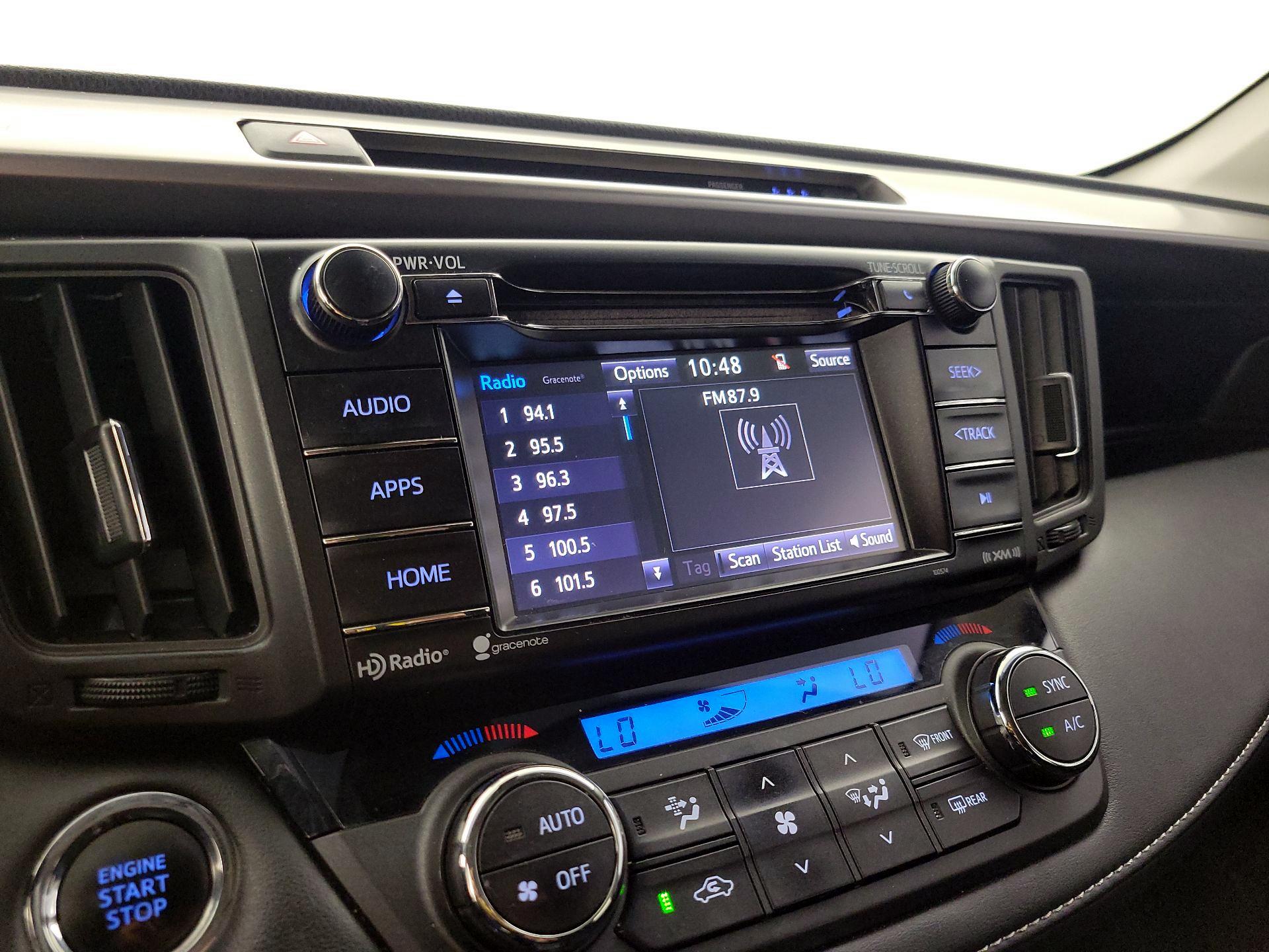 Thumbnail: 2017 Toyota RAV4 - 15