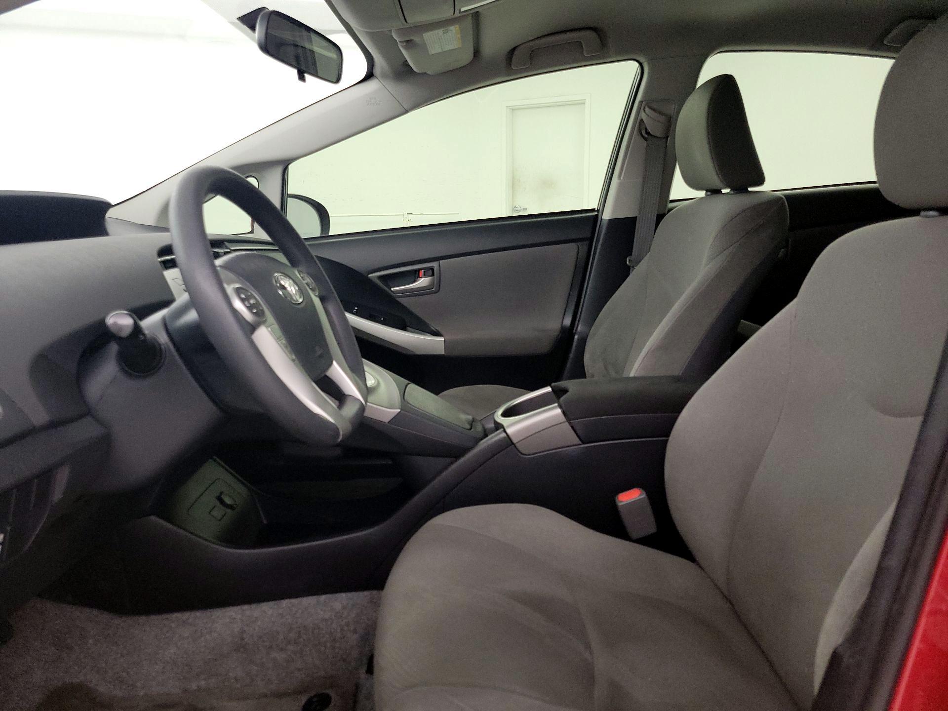 Thumbnail: 2015 Toyota Prius - 11