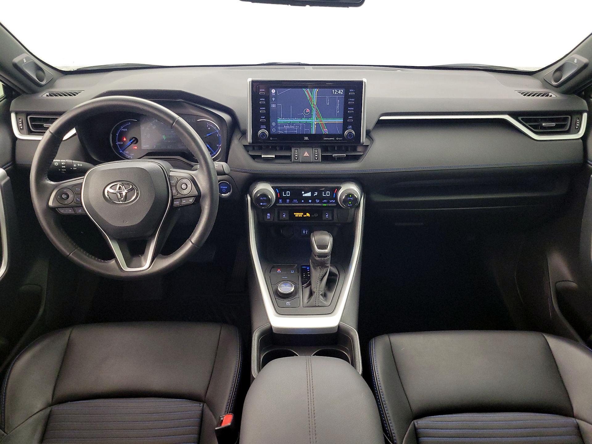 Thumbnail: 2019 Toyota RAV4 - 9