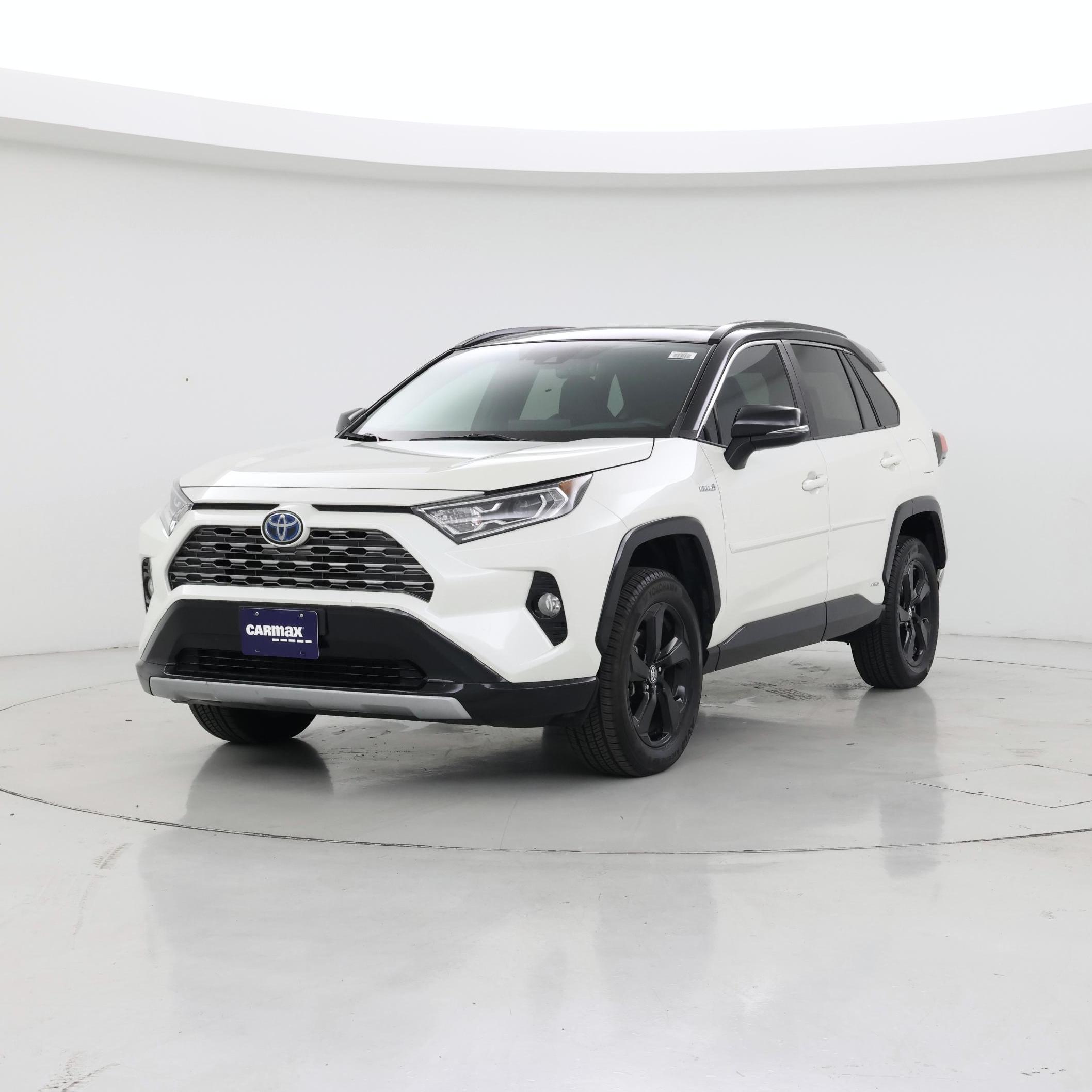 Thumbnail: 2019 Toyota RAV4 - 4