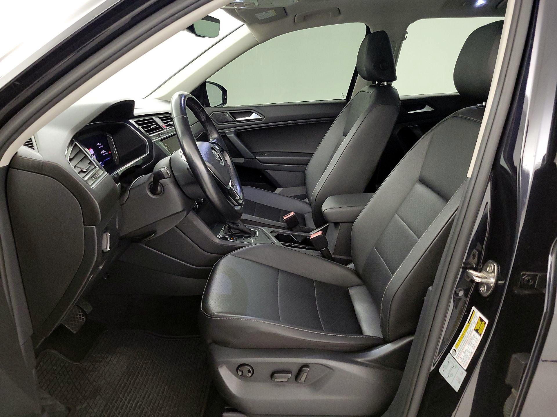 Thumbnail: 2019 Volkswagen Tiguan - 11