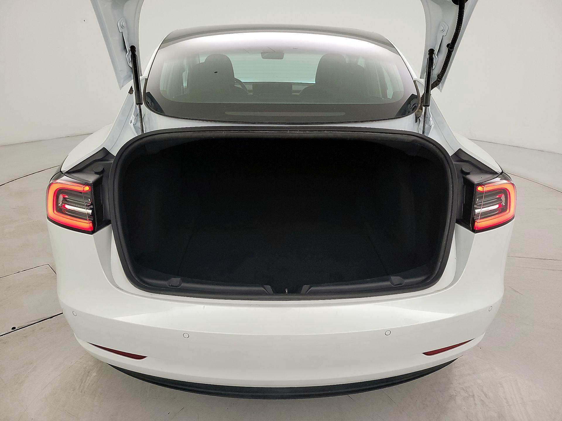 Thumbnail: 2020 Tesla Model 3 - 20