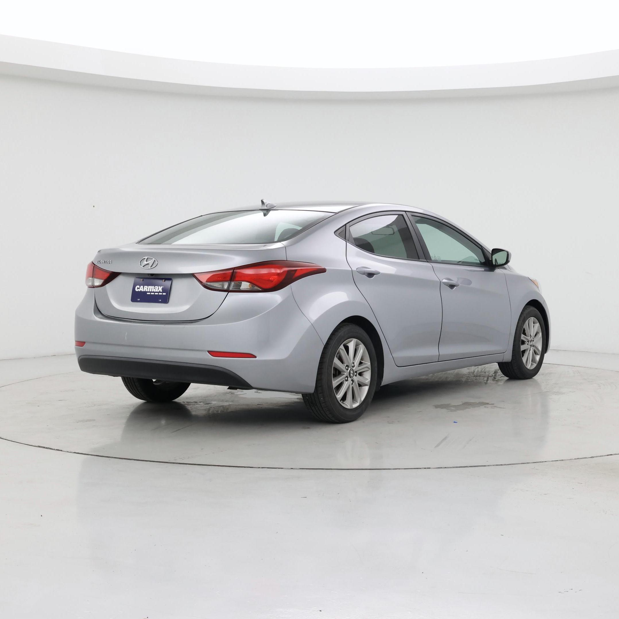 Thumbnail: 2015 Hyundai Elantra - 8
