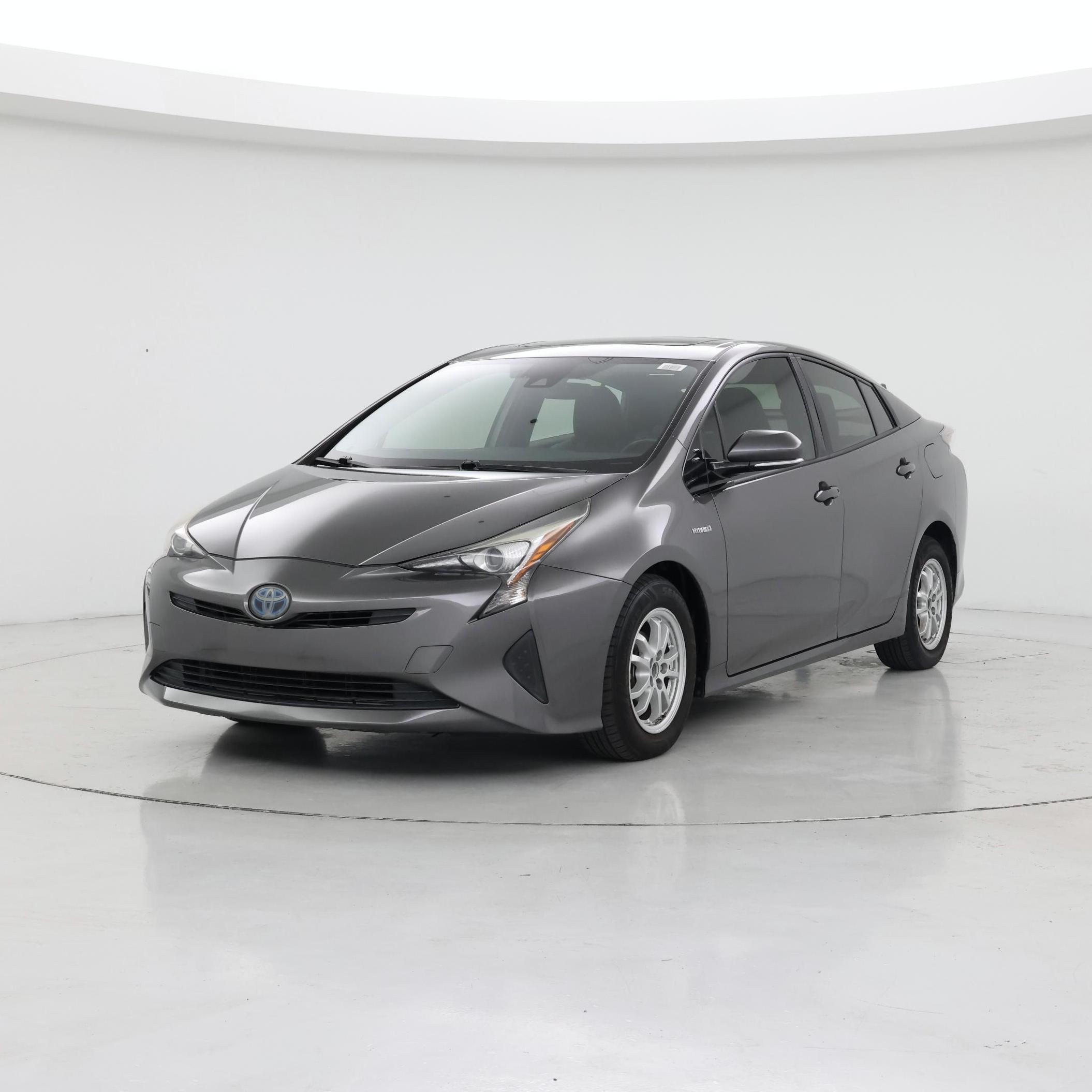 Thumbnail: 2016 Toyota Prius - 4