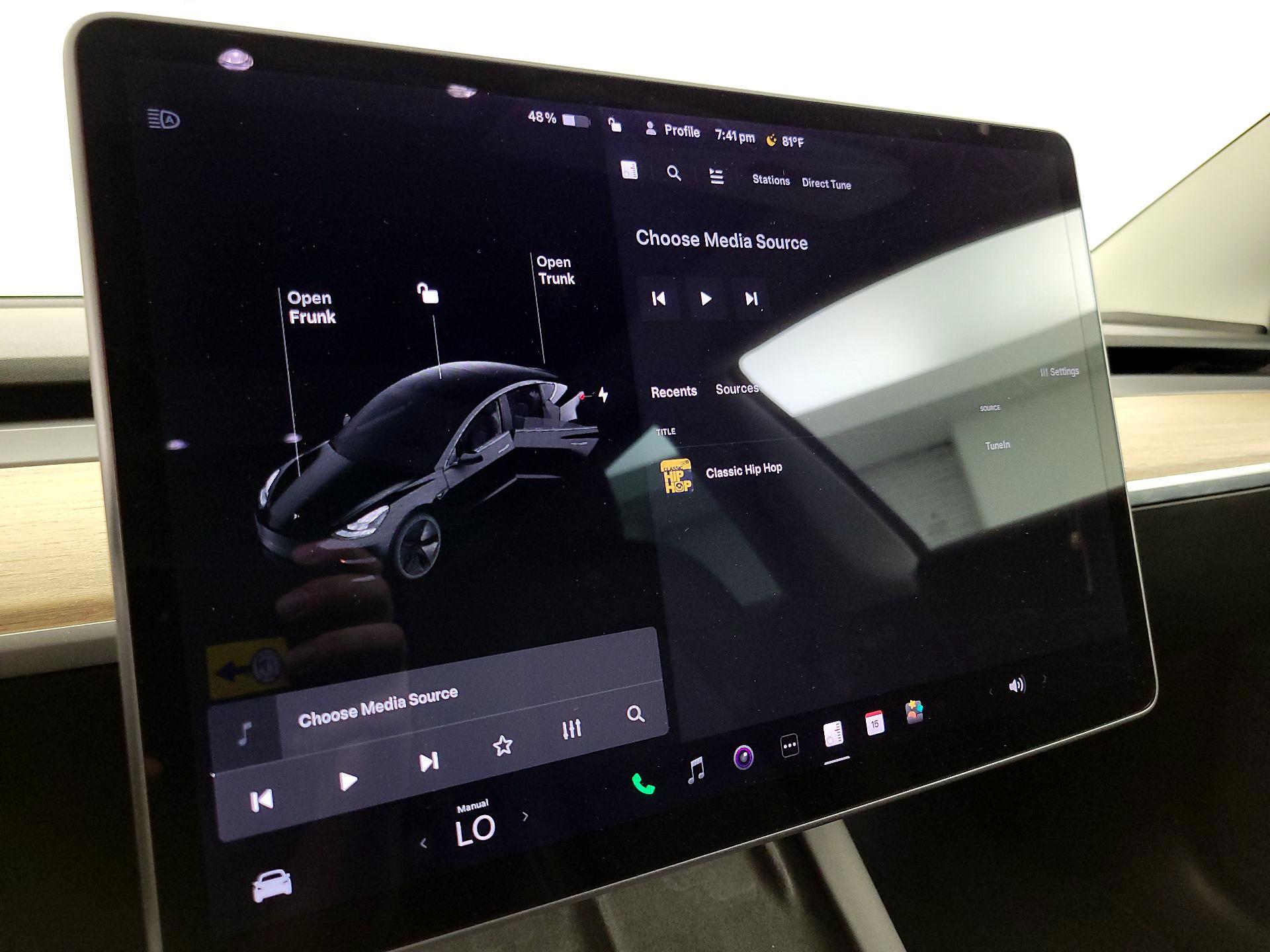 Thumbnail: 2021 Tesla Model 3 - 15