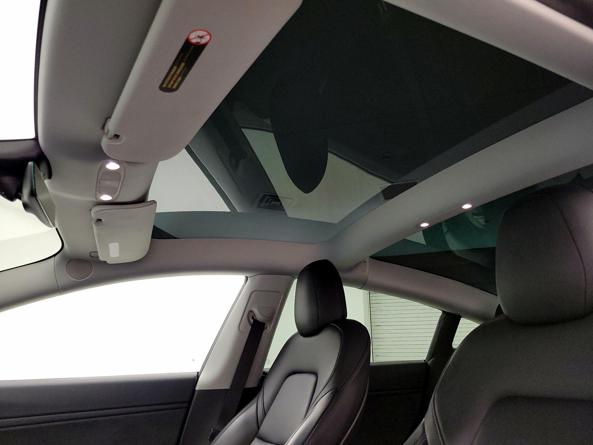 Thumbnail: 2021 Tesla Model 3 - 18