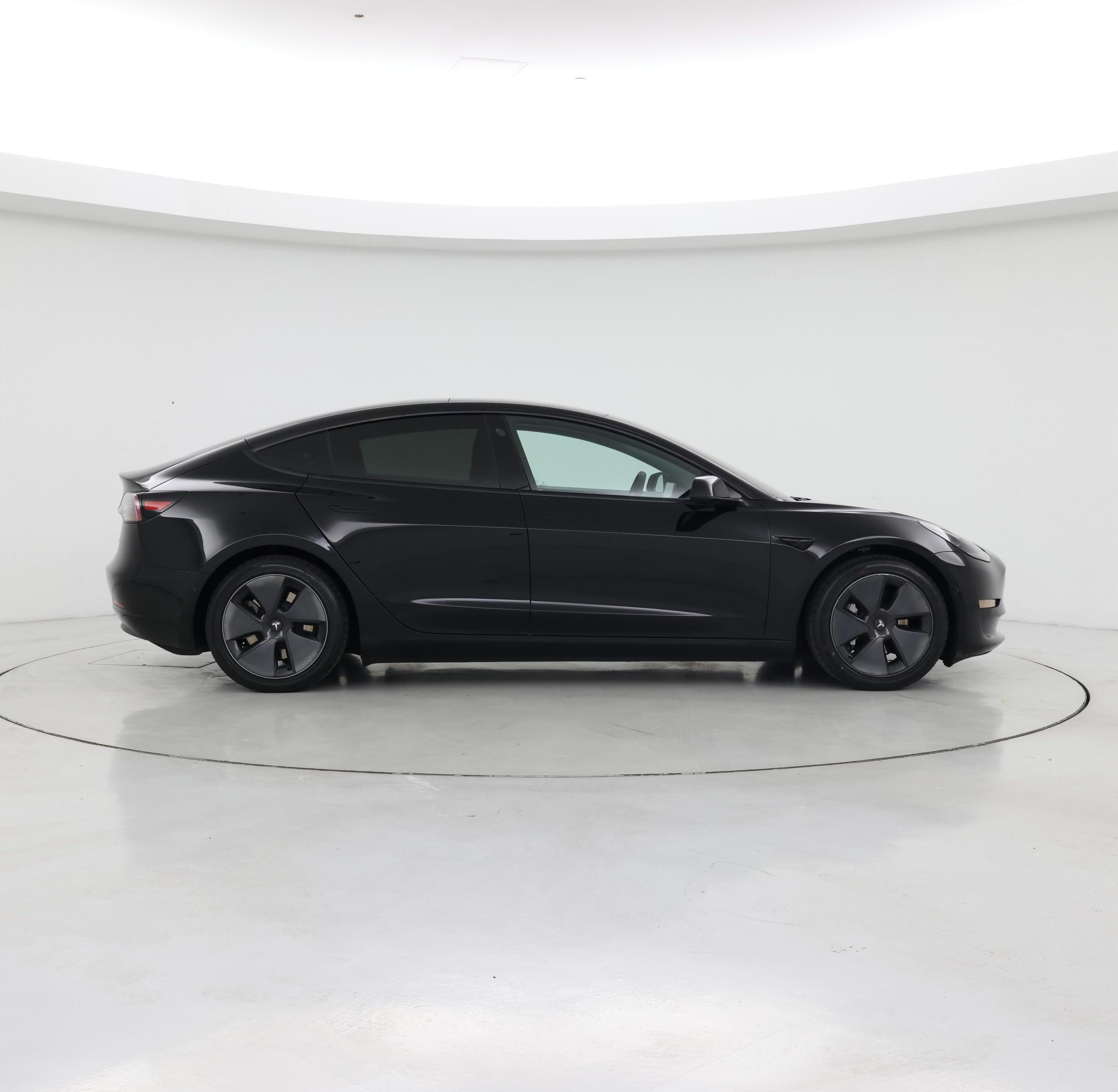 Thumbnail: 2021 Tesla Model 3 - 7