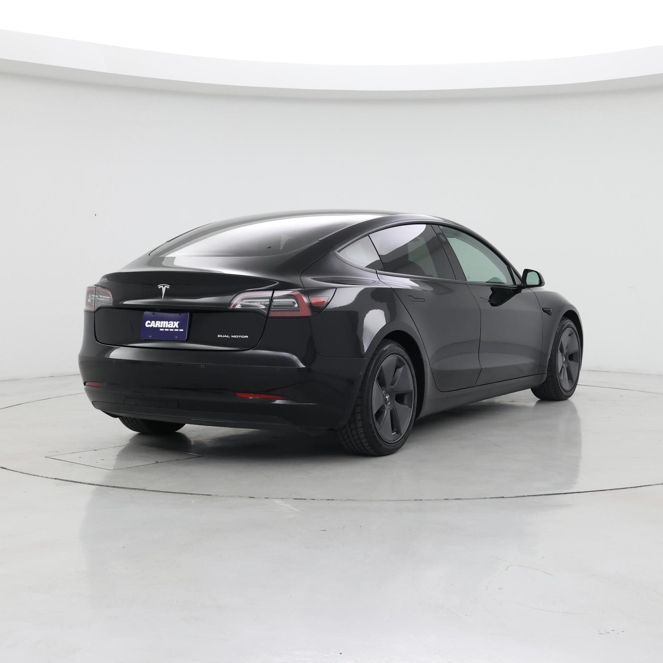 Thumbnail: 2021 Tesla Model 3 - 8