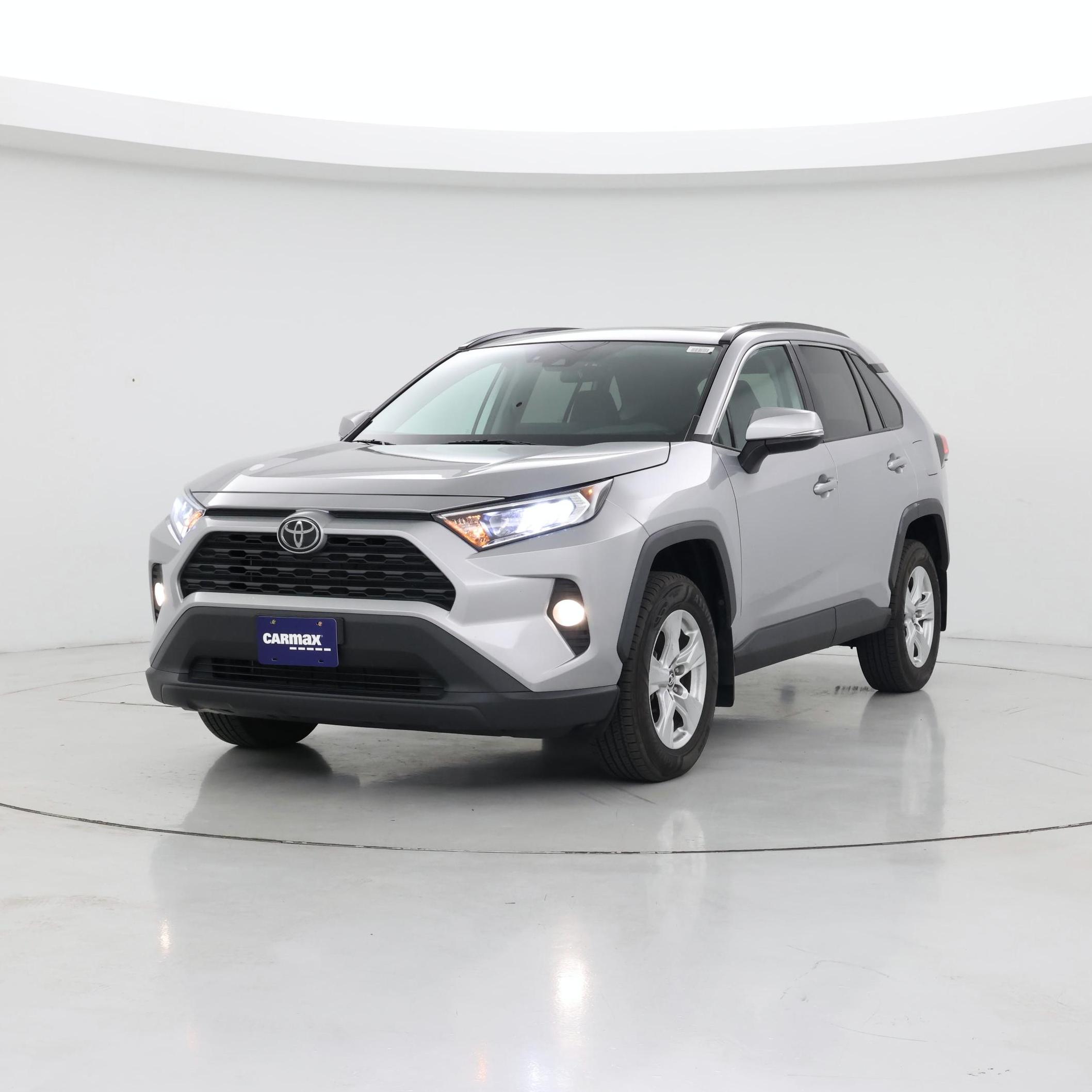 Thumbnail: 2020 Toyota RAV4 - 4