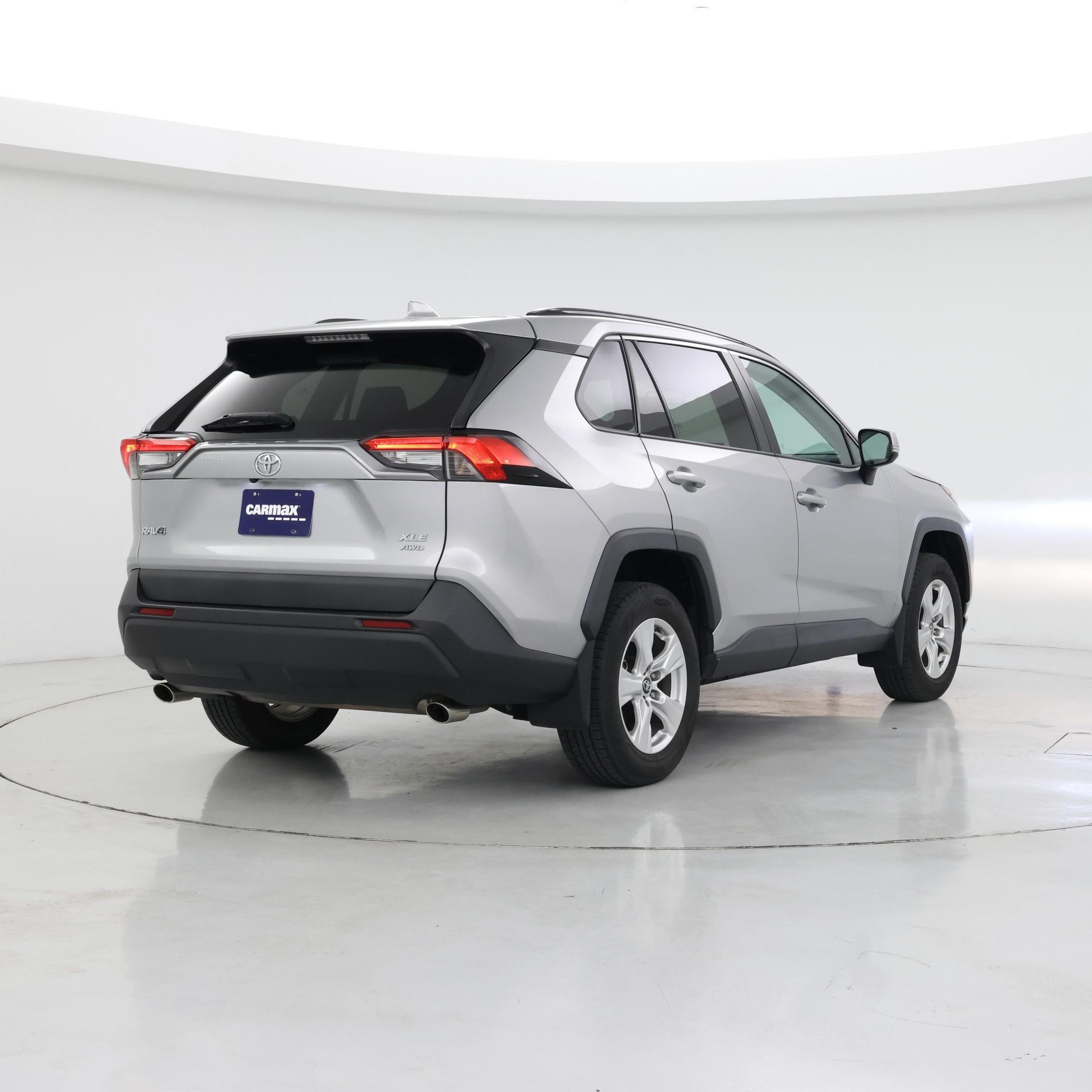 Thumbnail: 2020 Toyota RAV4 - 8