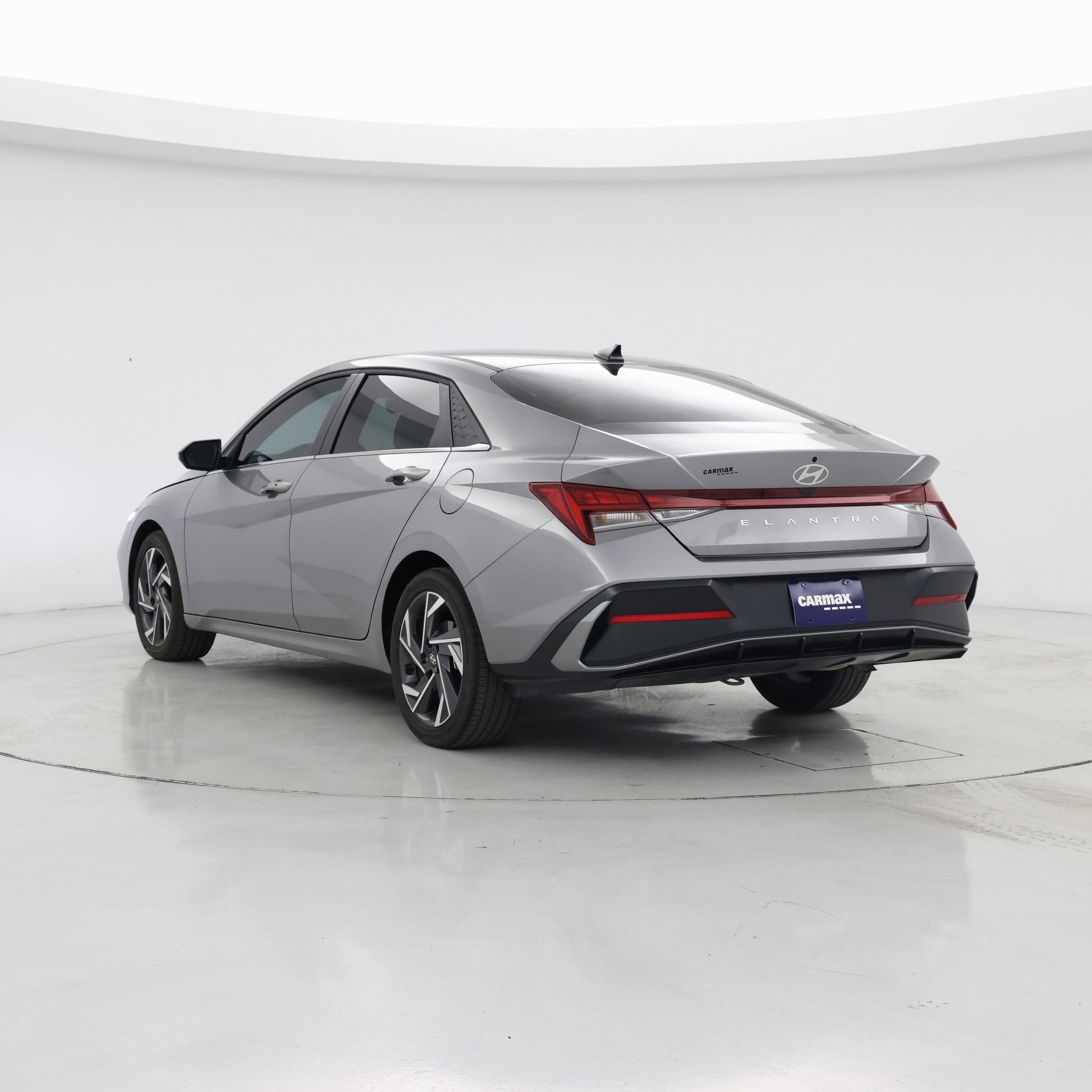 Thumbnail: 2025 Hyundai Elantra - 2