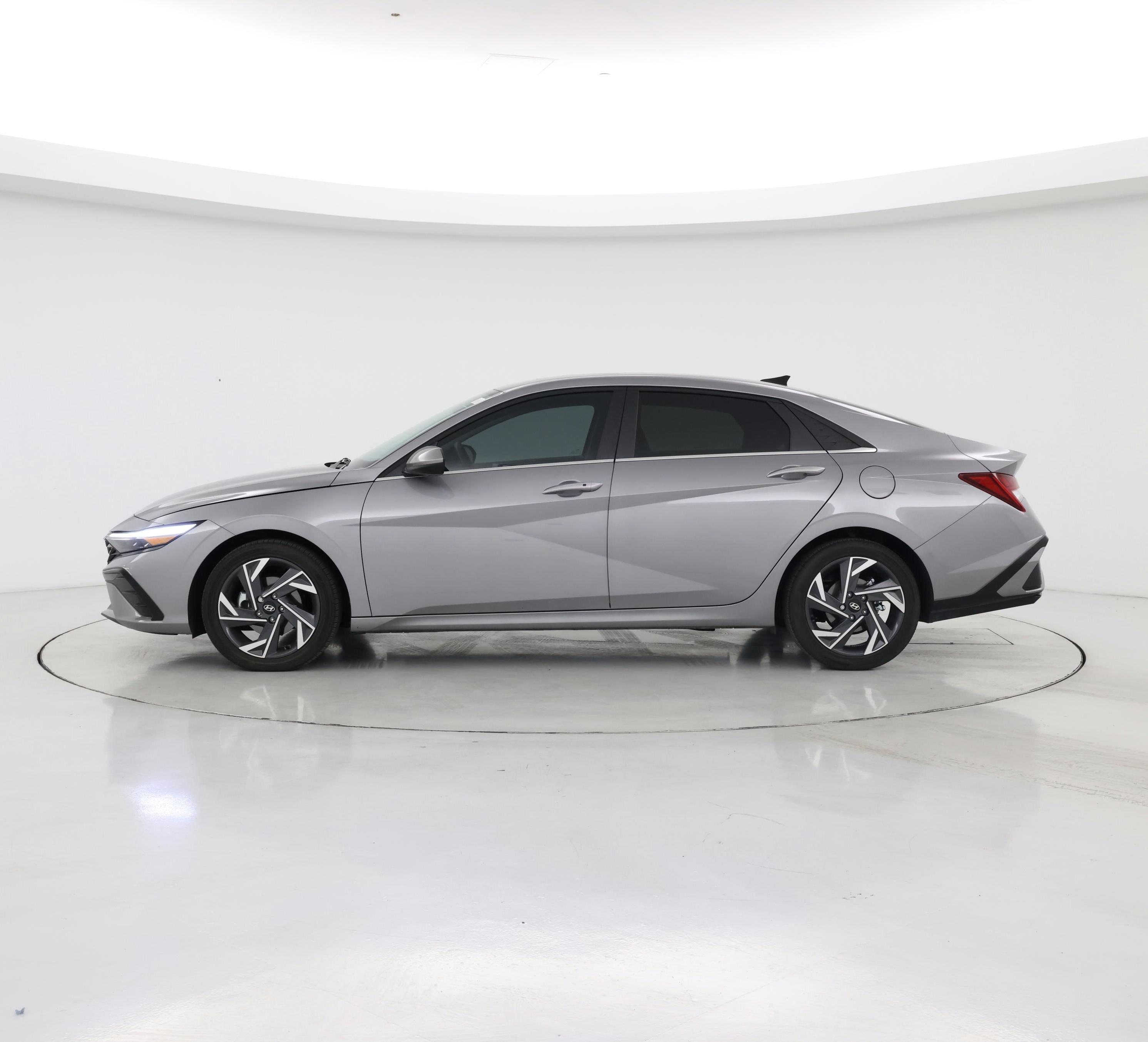 Thumbnail: 2025 Hyundai Elantra - 3
