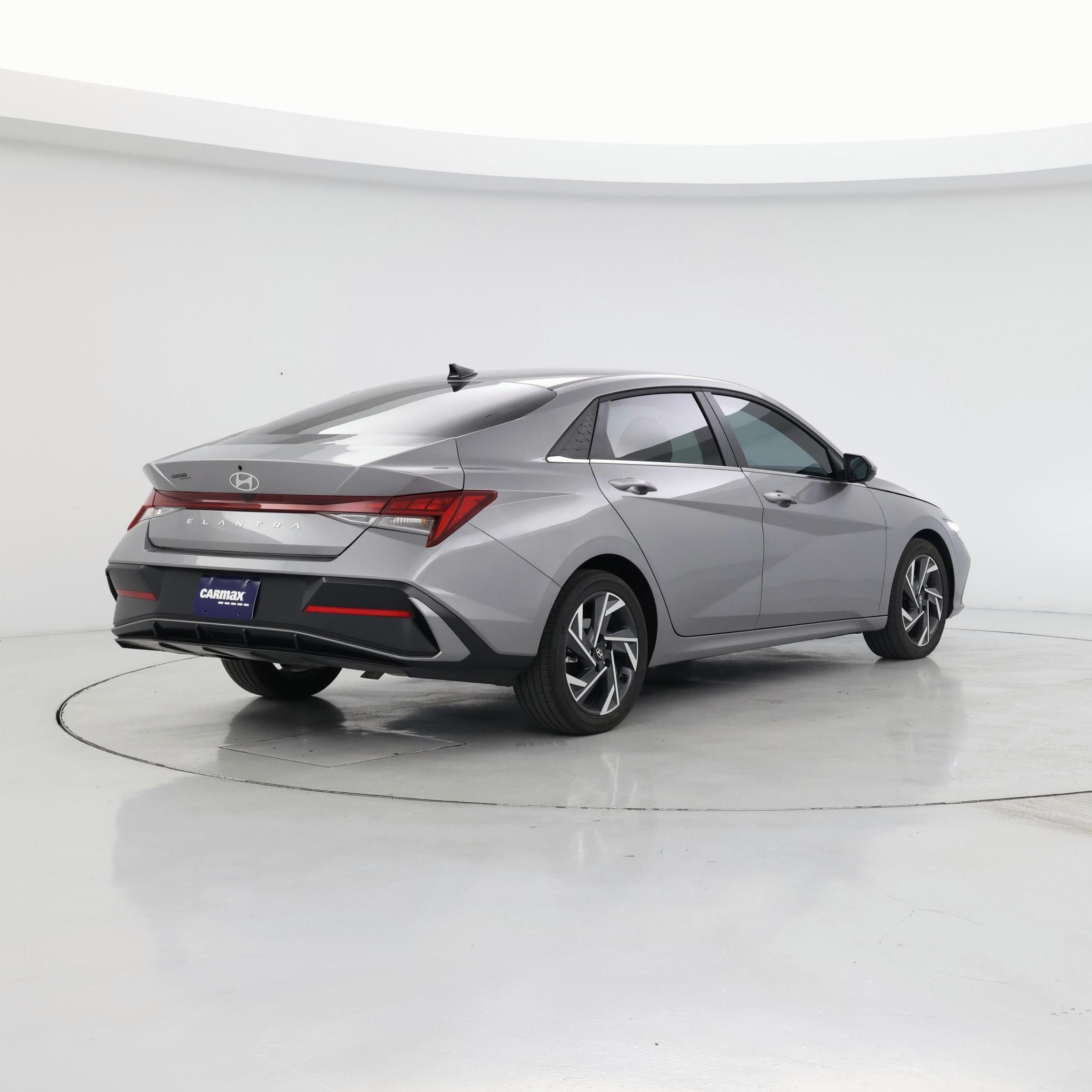 Thumbnail: 2025 Hyundai Elantra - 8