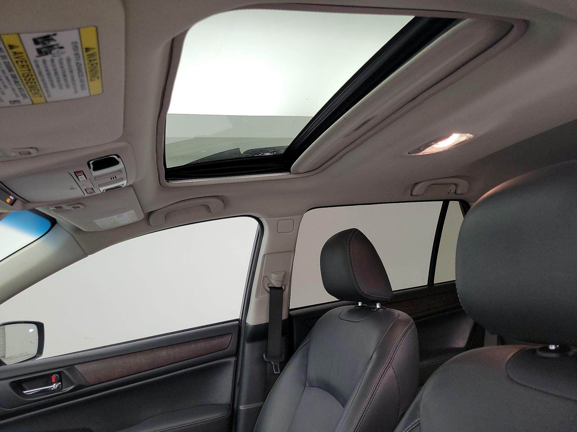 Thumbnail: 2016 Subaru Outback - 20