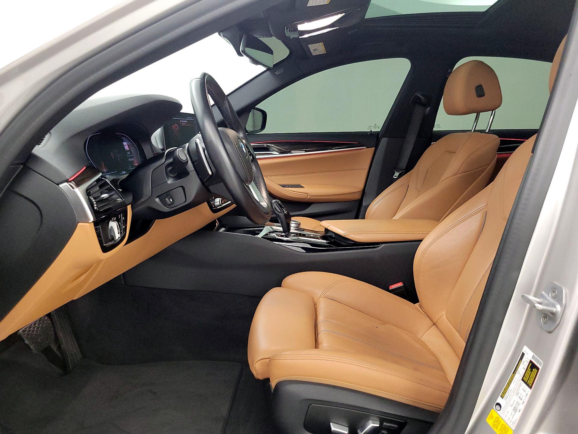 Thumbnail: 2020 BMW 5 Series - 11