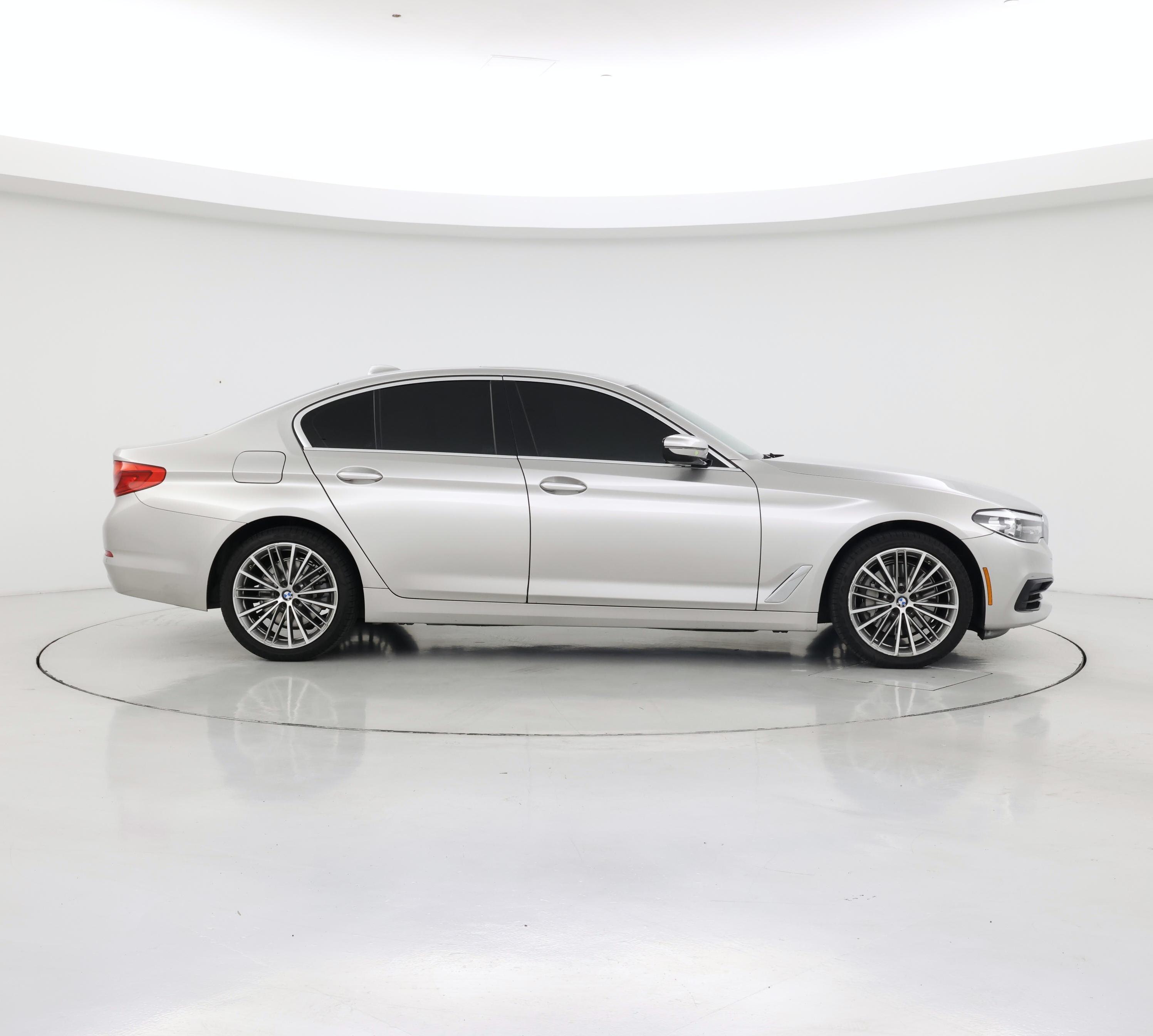Thumbnail: 2020 BMW 5 Series - 7