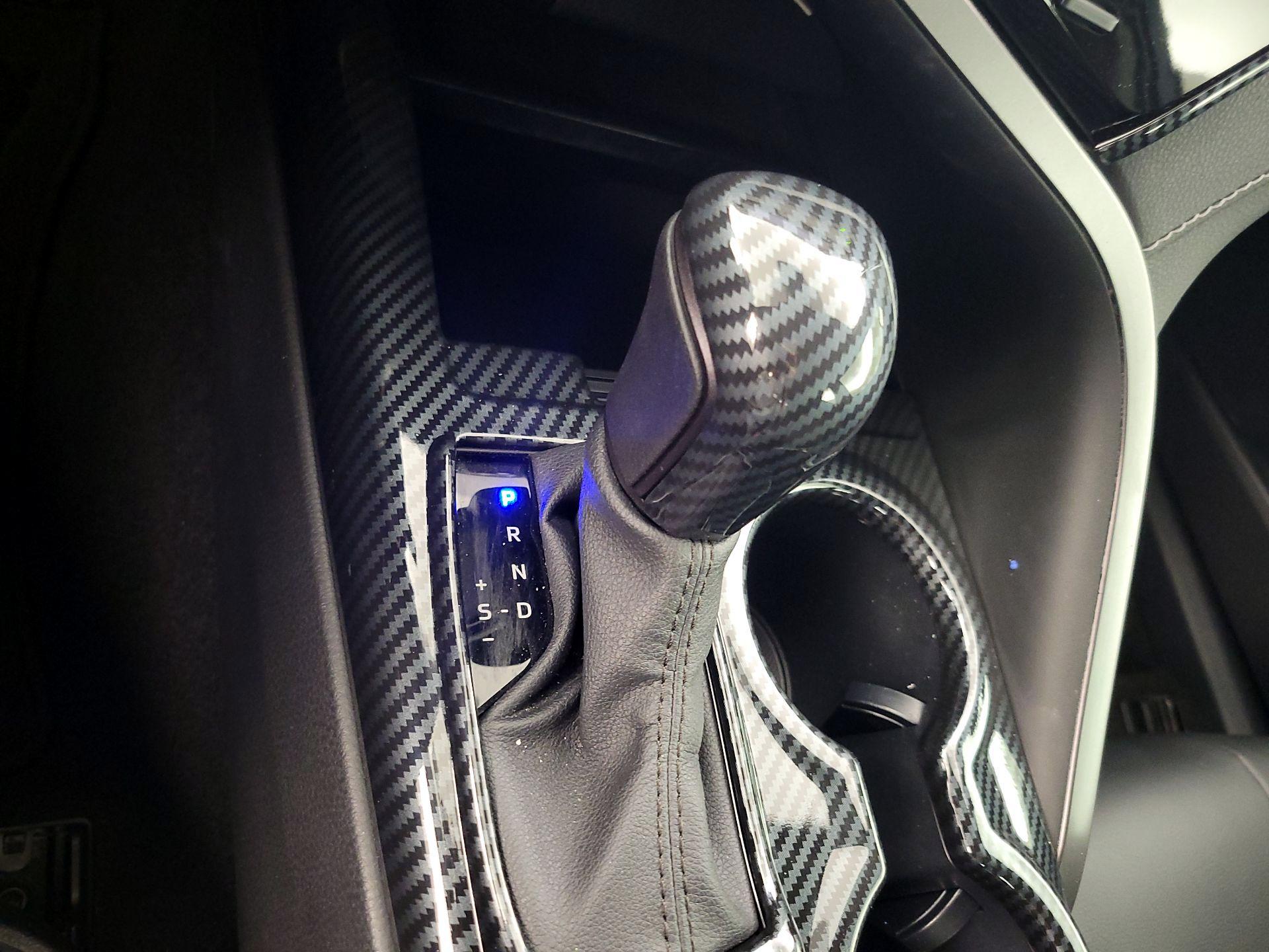 Thumbnail: 2023 Toyota Camry - 17