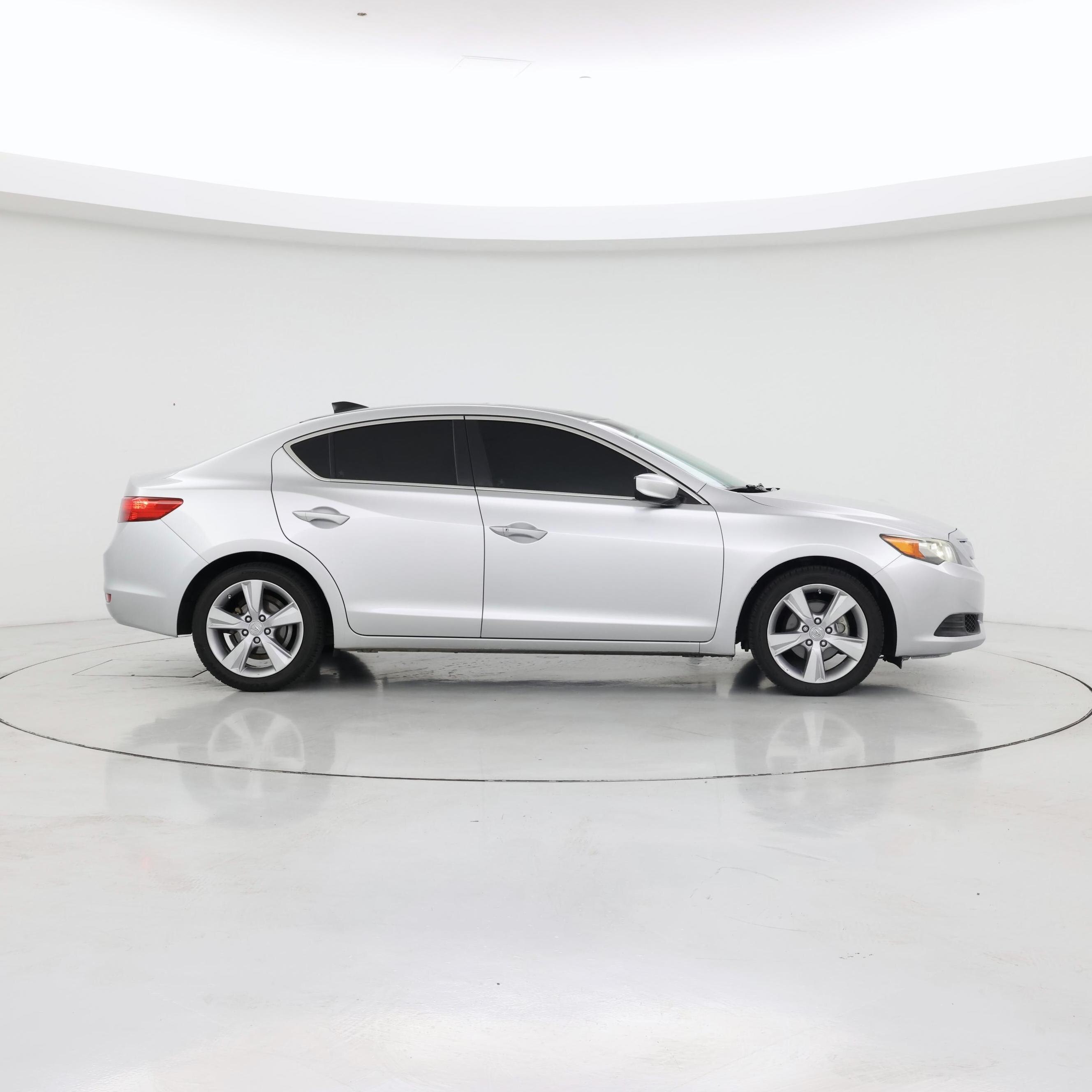 Thumbnail: 2015 Acura ILX - 7