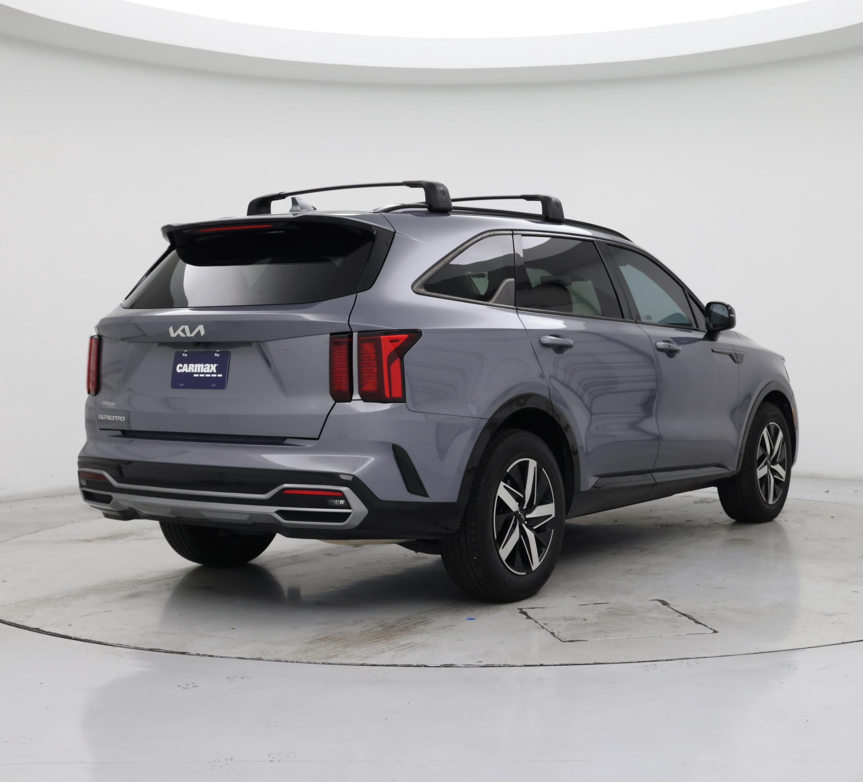 Thumbnail: 2023 Kia Sorento - 8