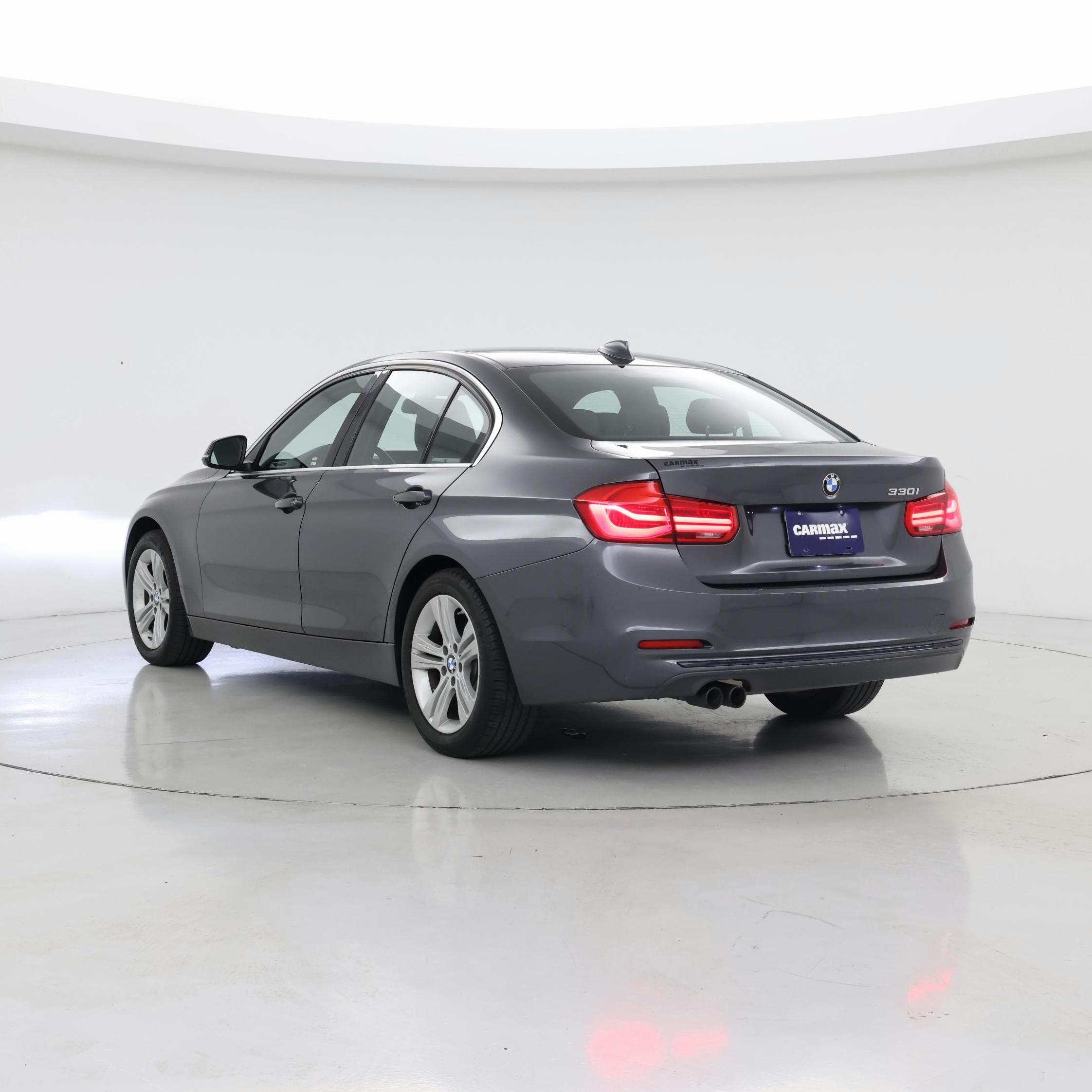 Thumbnail: 2018 BMW 3 Series - 2