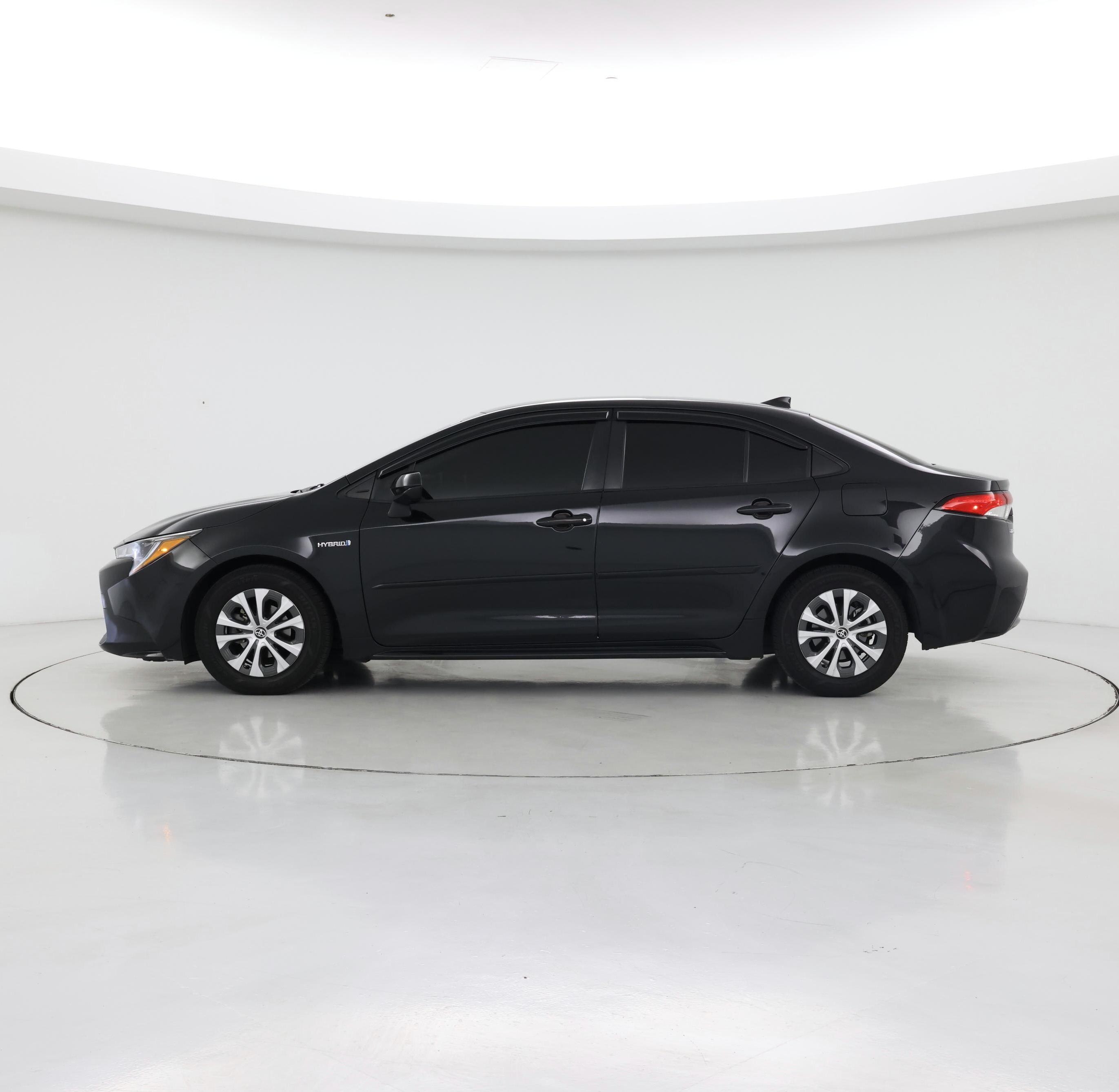 Thumbnail: 2021 Toyota Corolla - 3