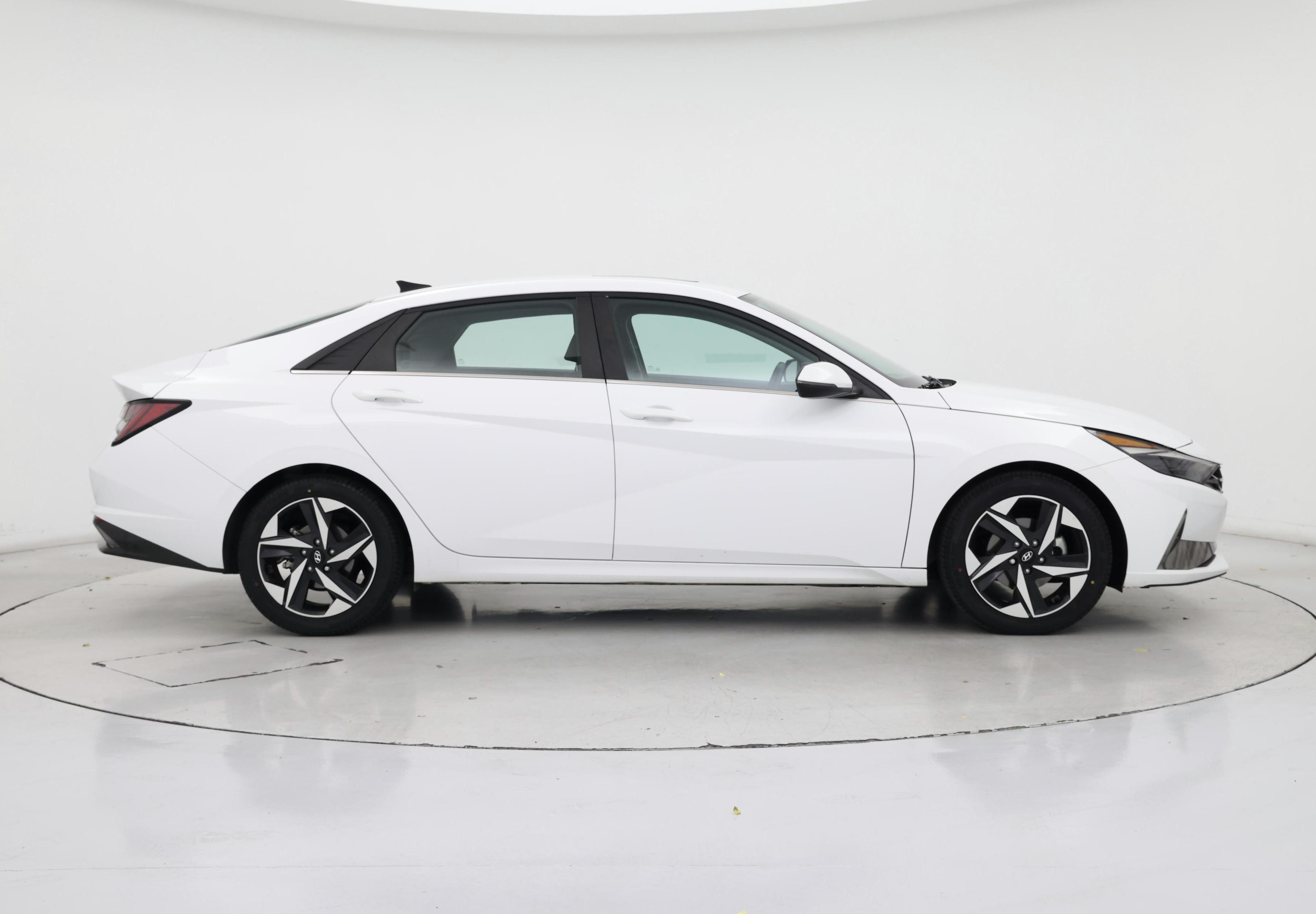 Thumbnail: 2021 Hyundai Elantra - 7