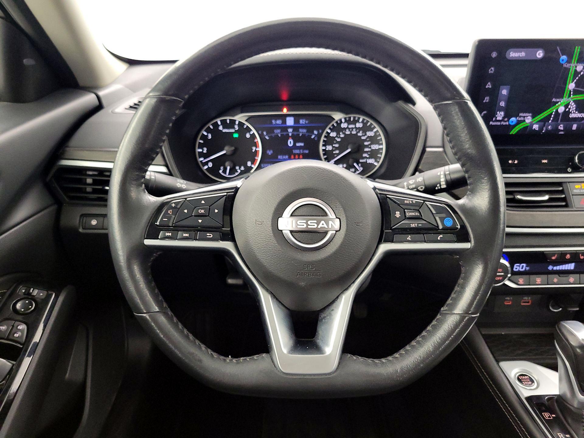 Thumbnail: 2023 Nissan Altima - 10