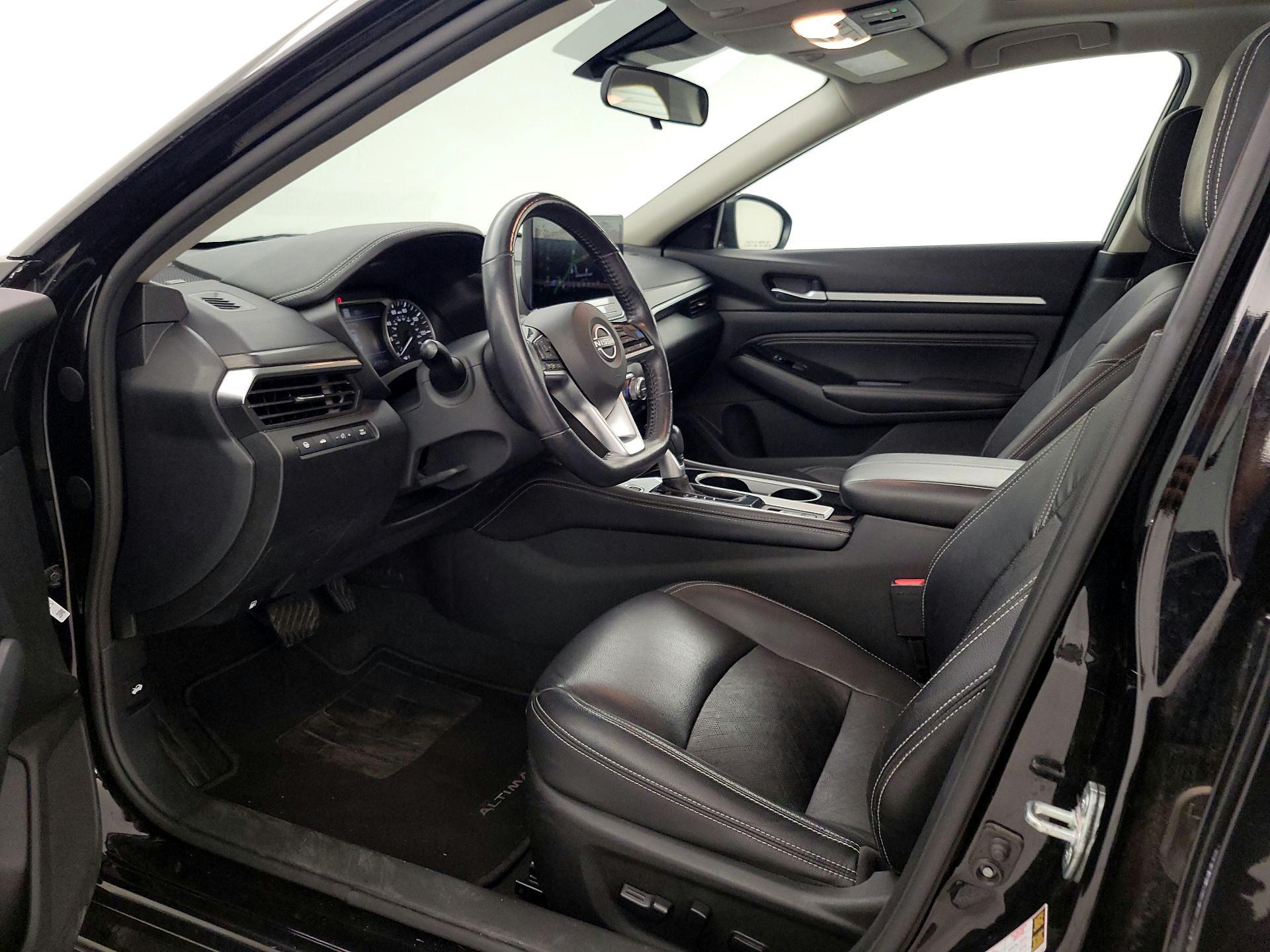 Thumbnail: 2023 Nissan Altima - 11
