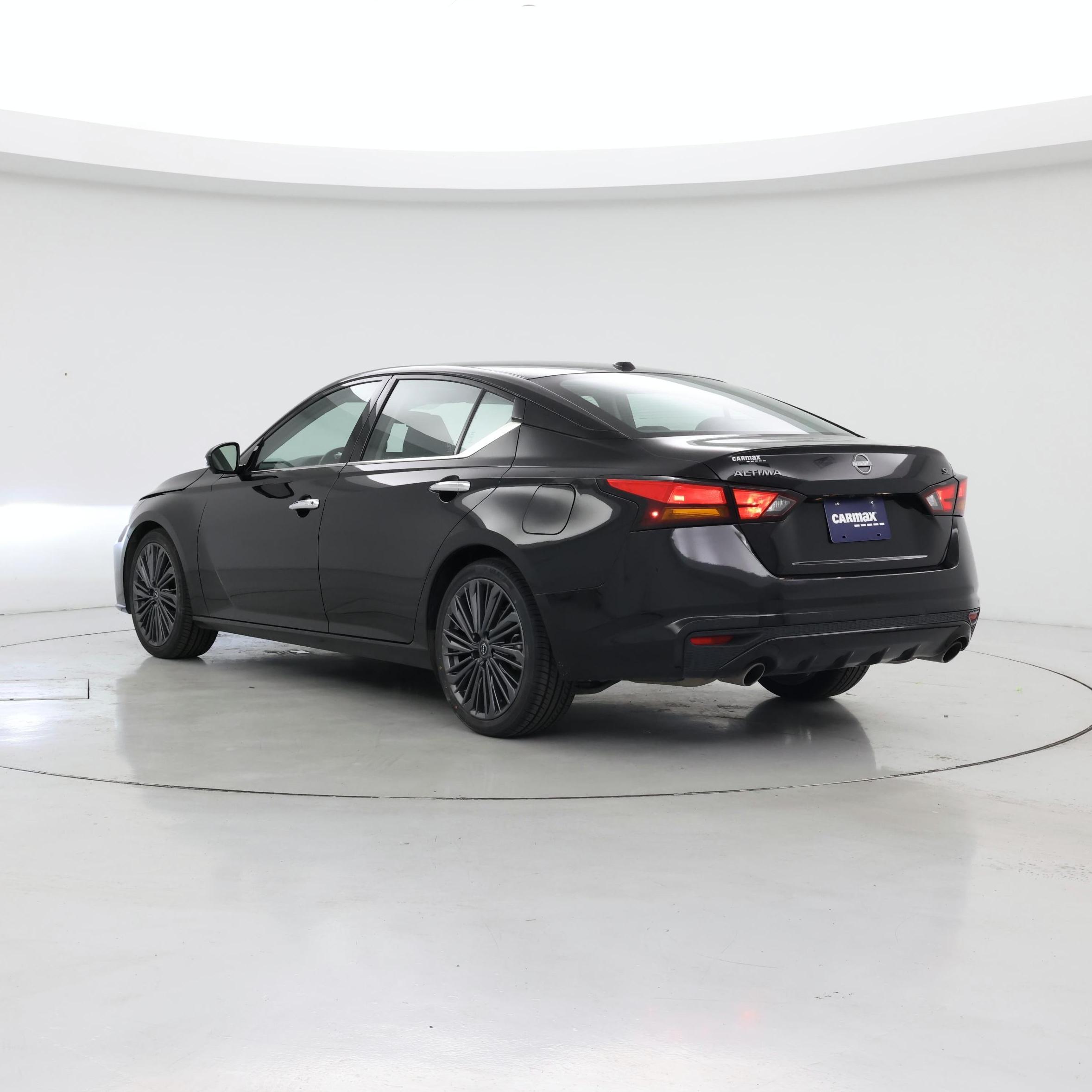 Thumbnail: 2023 Nissan Altima - 2