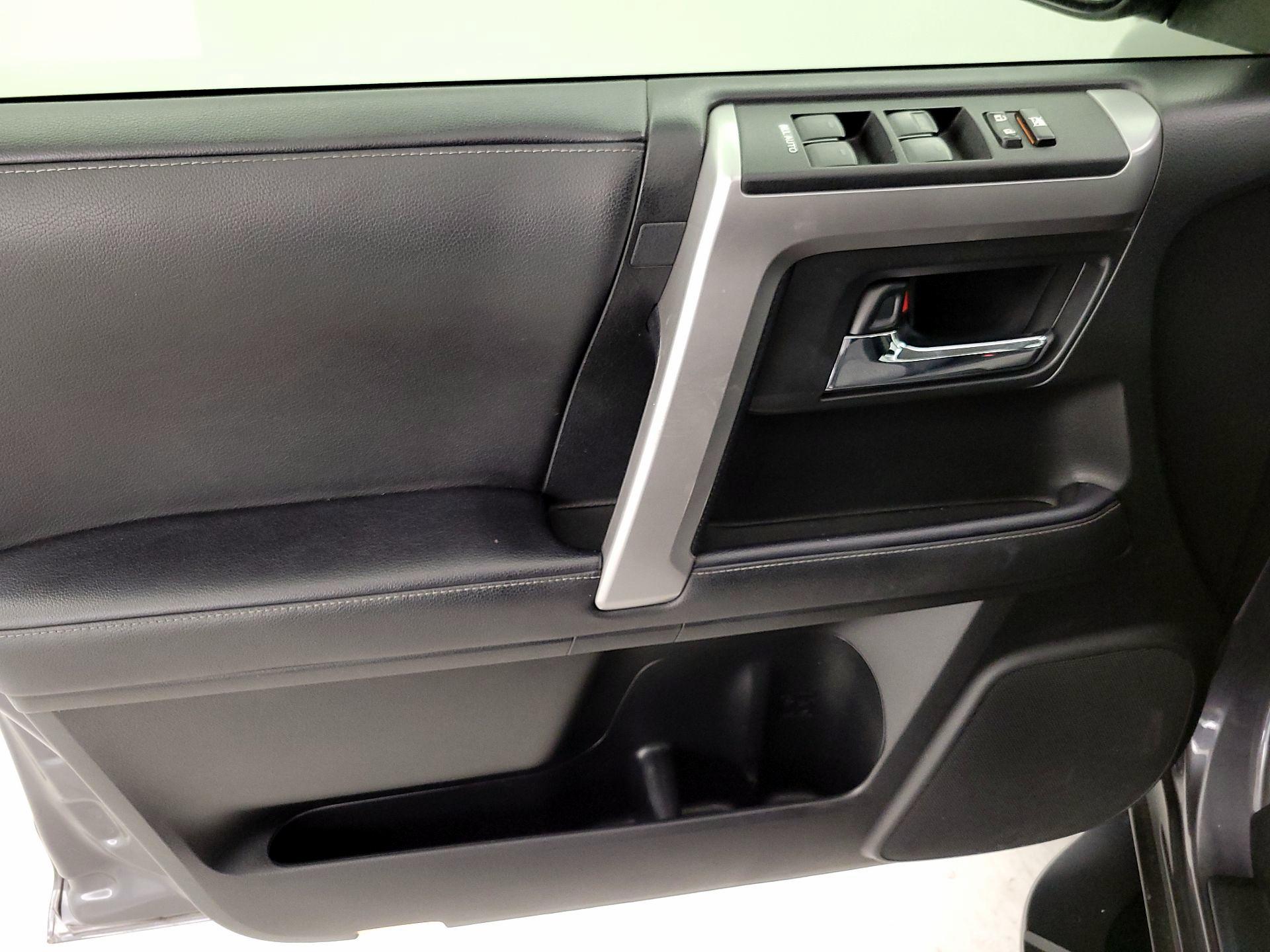 Thumbnail: 2023 Toyota 4Runner - 12